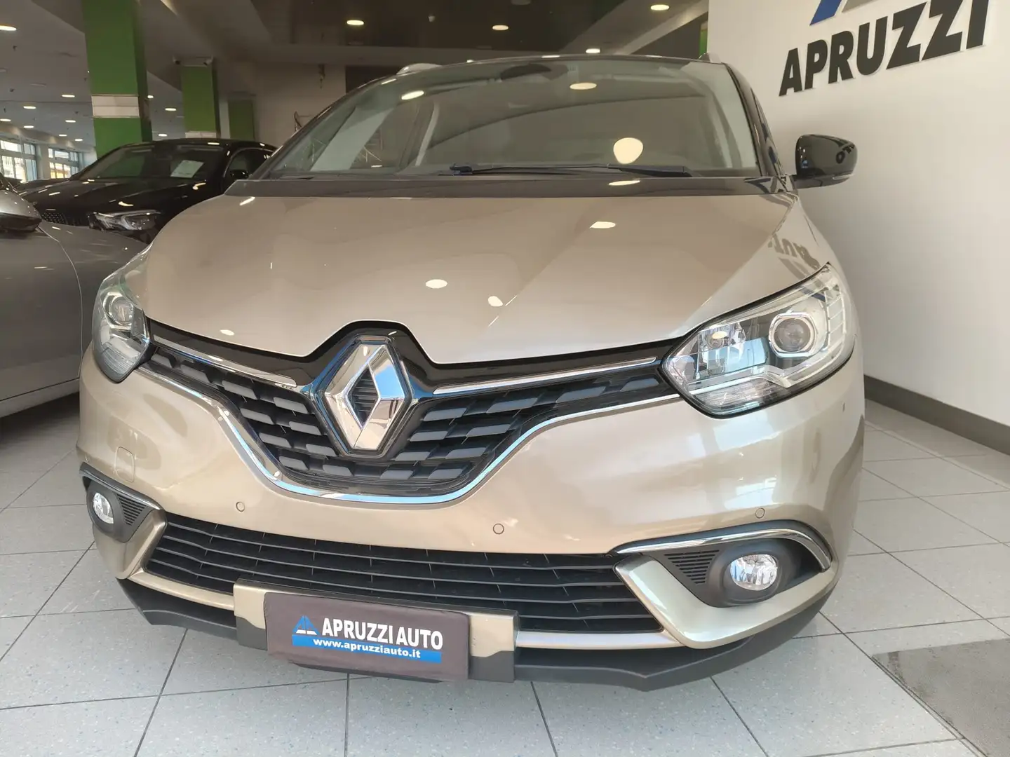 Renault Grand Scenic 1.5 dci energy Intens 110cv RETROCAM NAVI Oro - 2