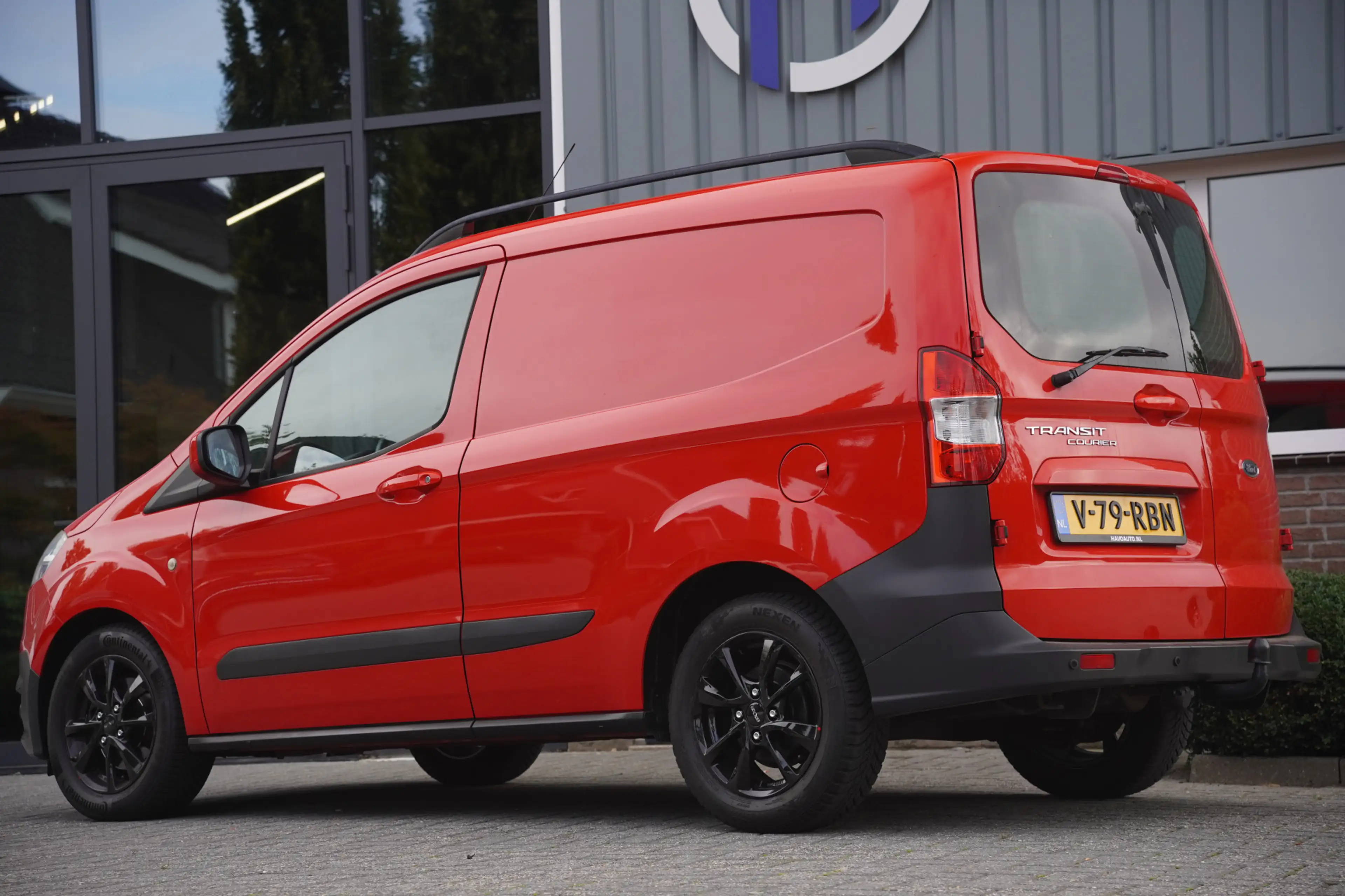 Ford Transit Courier 1.0 Trend, AIRCO, TREKHAAK, BTW-VRIJ / MARGE — photo 3