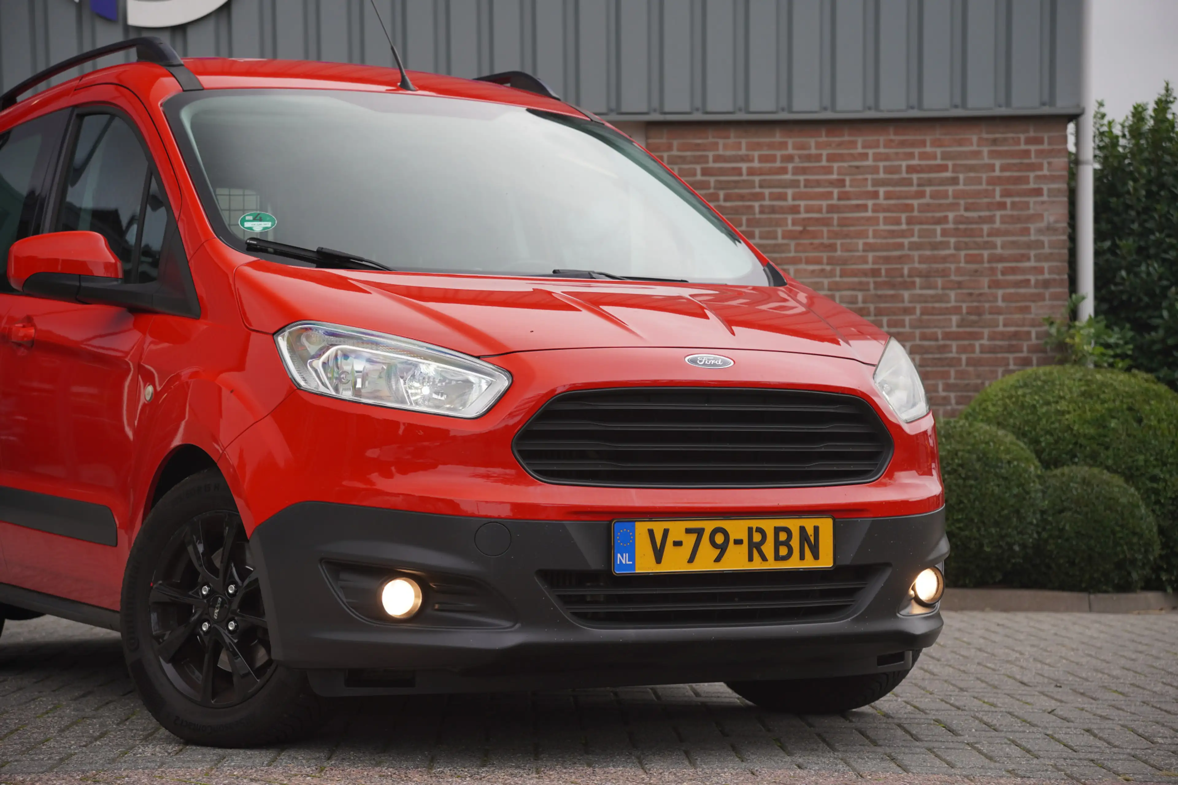 Ford Transit Courier 1.0 Trend, AIRCO, TREKHAAK, BTW-VRIJ / MARGE — photo 11