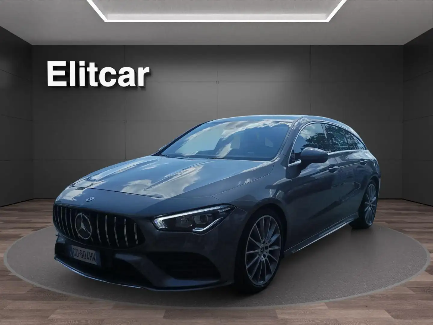 Mercedes-Benz CLA 200 d S.W. Automatic Premium Grigio - 1