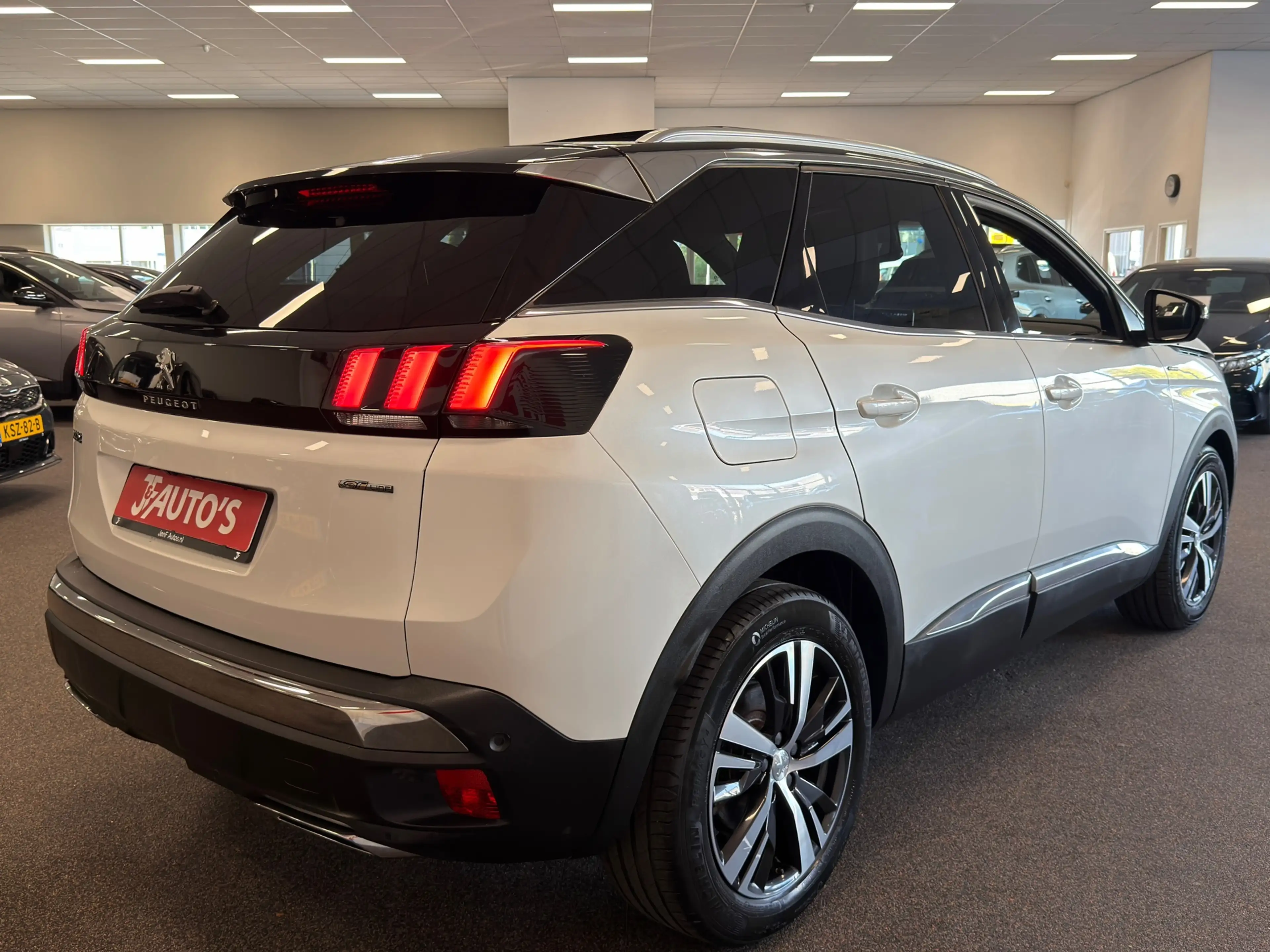 Peugeot 3008 1.2 PureTech GT-Line|NAVIGATIE|CAMERA|PANORAMA|CRU — photo 5