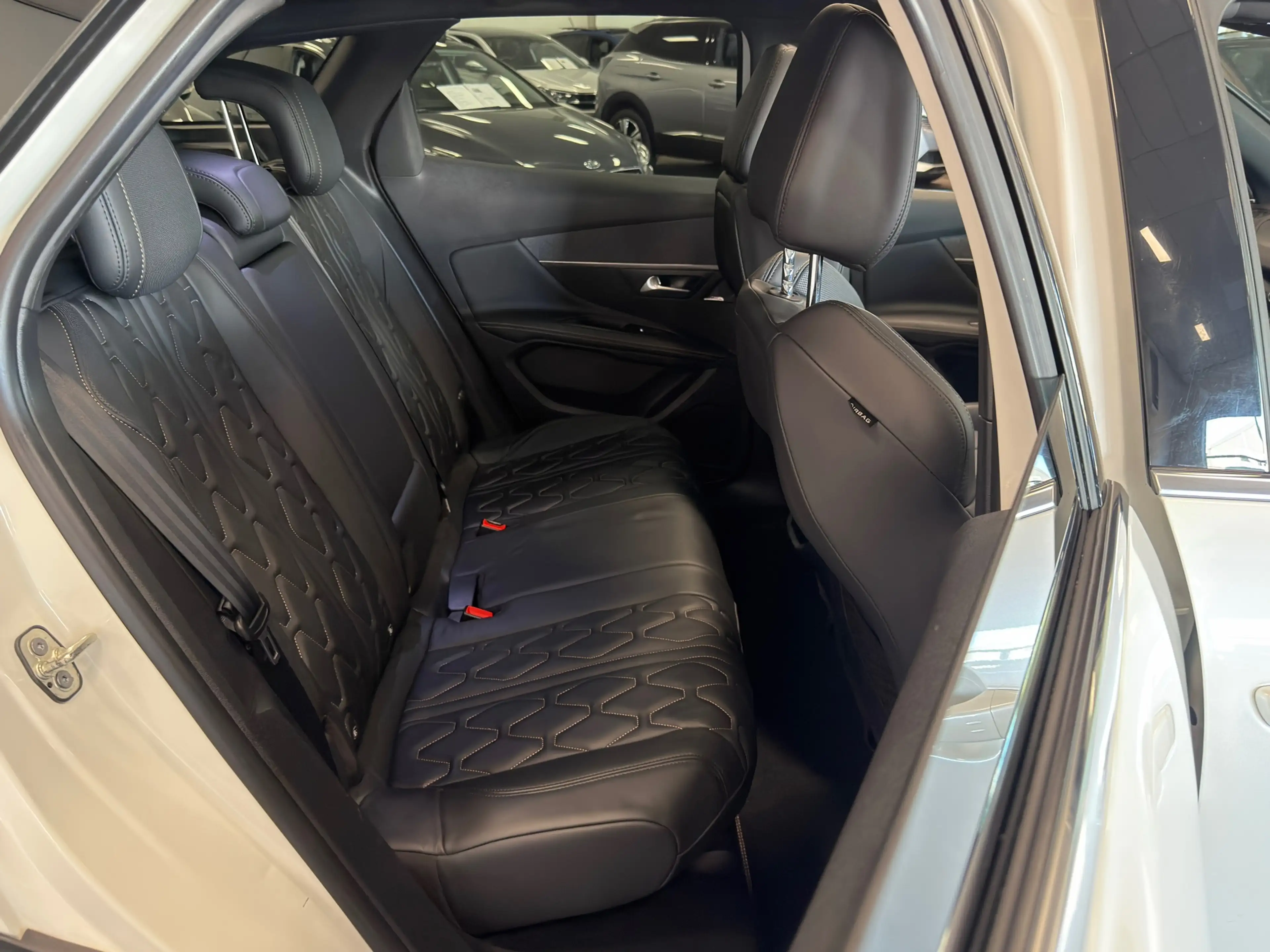 Peugeot 3008 1.2 PureTech GT-Line|NAVIGATIE|CAMERA|PANORAMA|CRU — photo 15