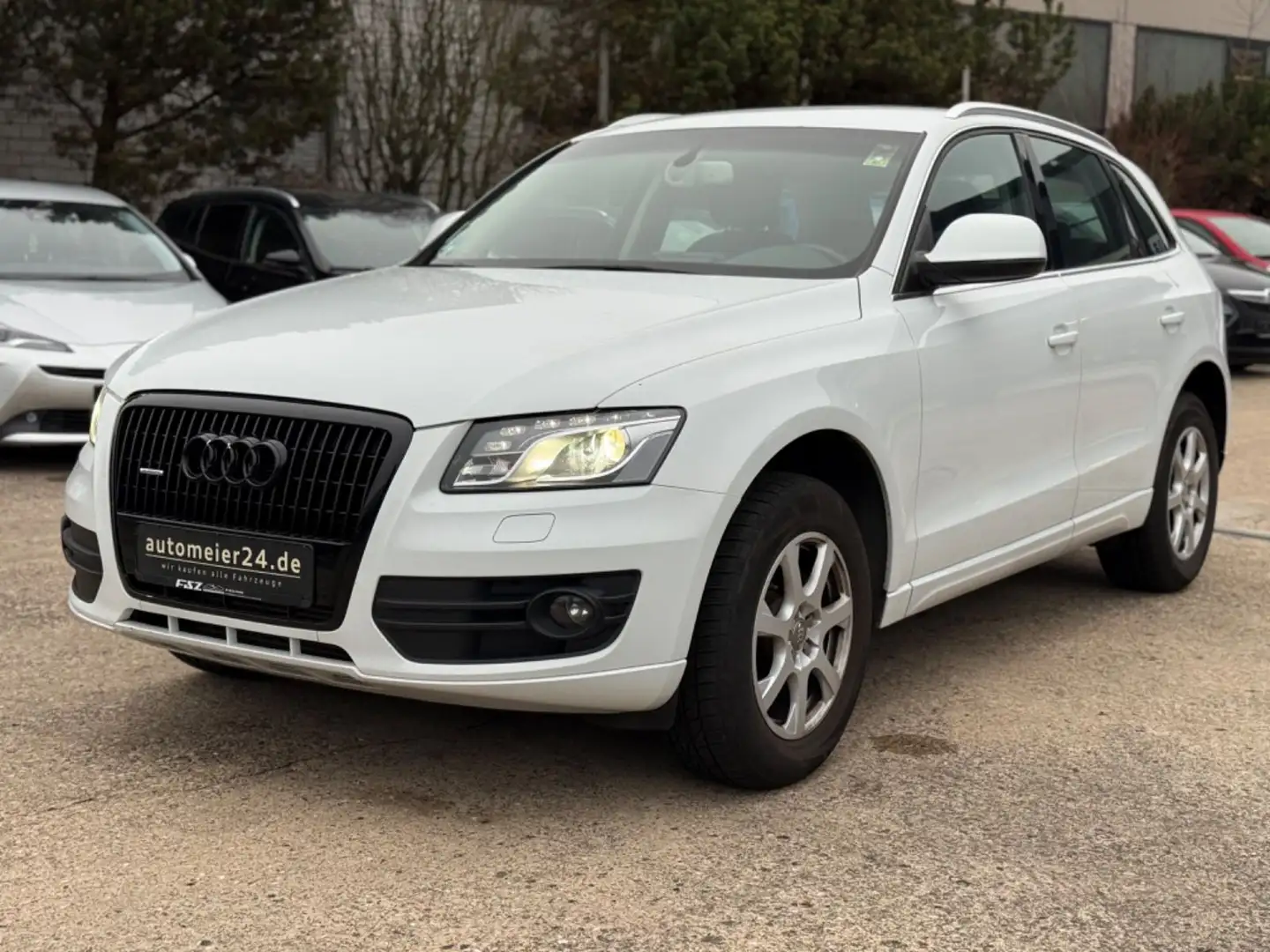 Audi Q5 2.0 TDI 125 kW quattro Blanc - 1