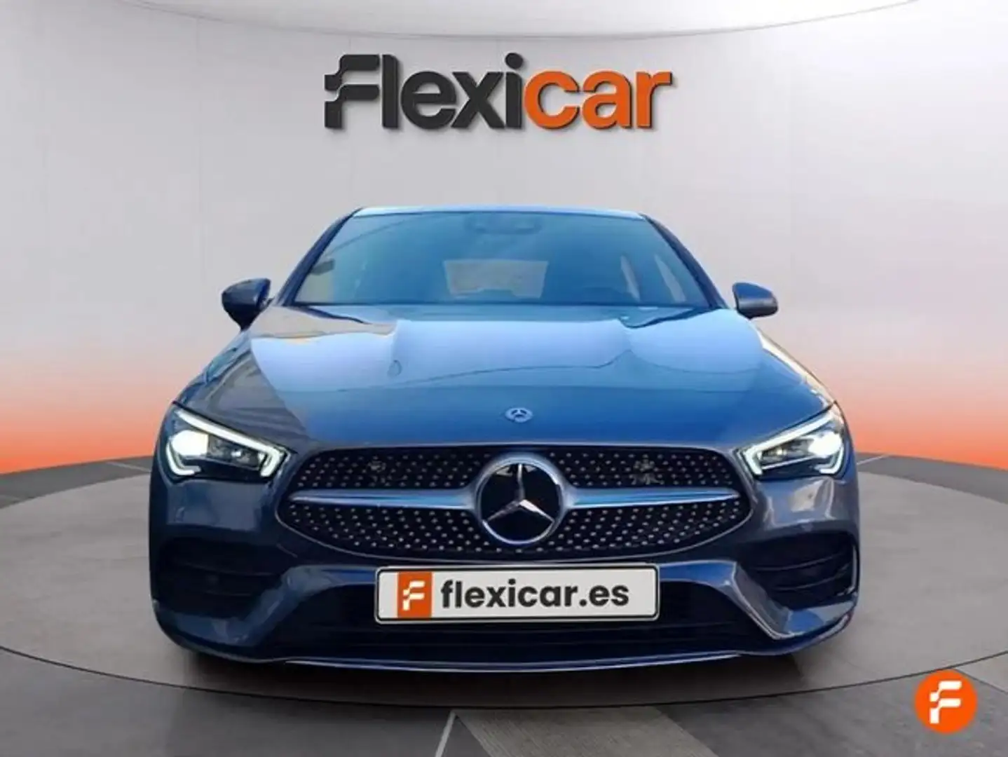 Mercedes-Benz CLA 220 Shooting Brake 220d 8G-DCT Gris - 2