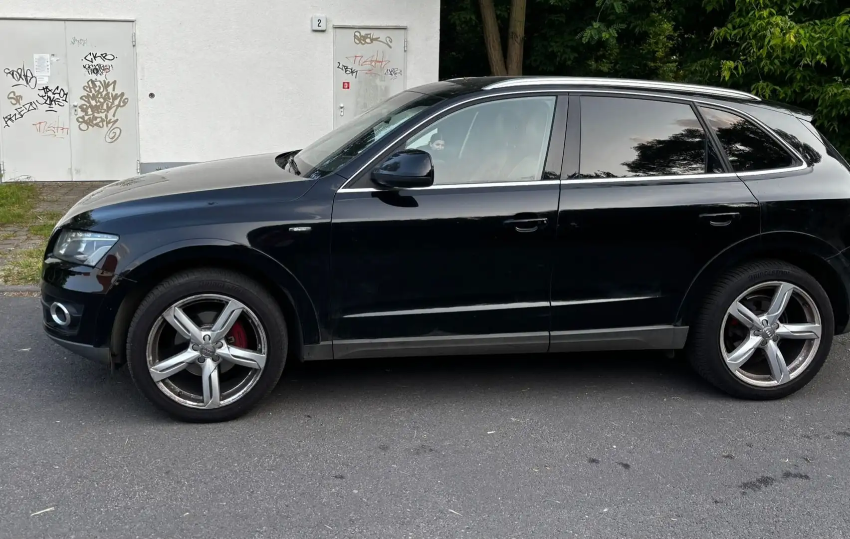 Audi Q5 Q5 2.0 TFSI quattro S tronic Schwarz - 1