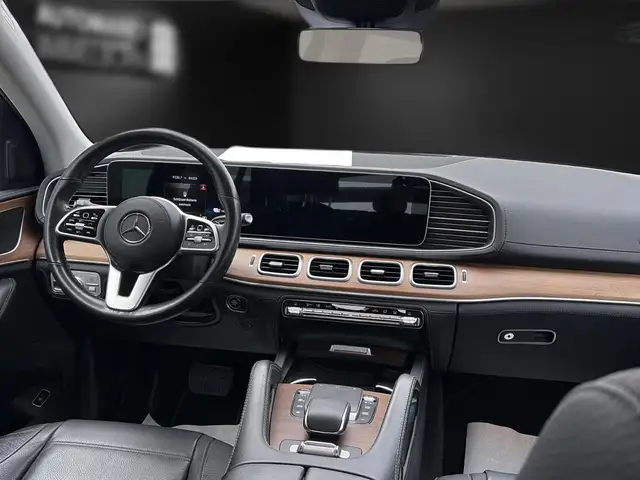 Mercedes-Benz Gle view 15