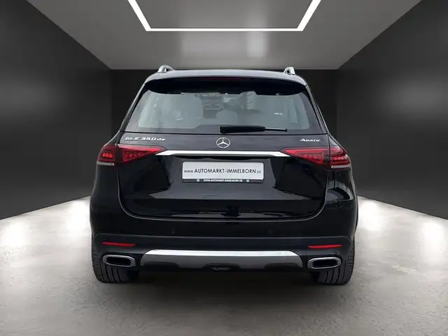 Mercedes-Benz Gle view 11