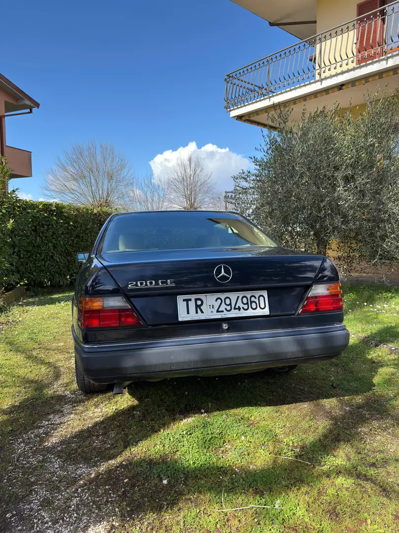 Mercedes-Benz CE 200 - 2