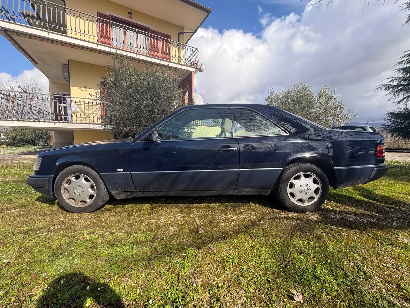 Mercedes-Benz CE 200 - 1