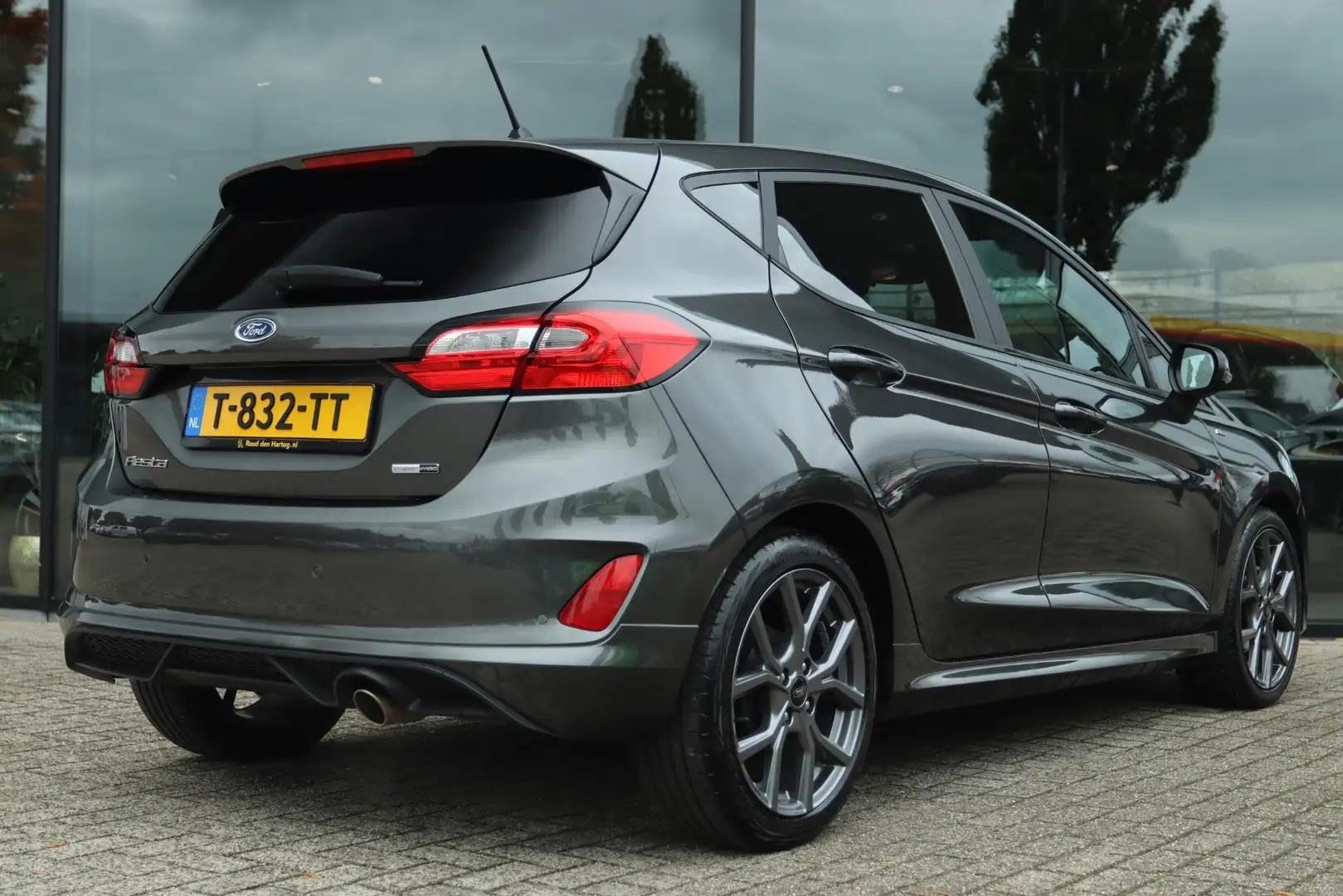 Ford Fiesta 1.0 ECOBOOST HYBRID ST-LINE | LED | CARPLAY | CRUI Grau - 2