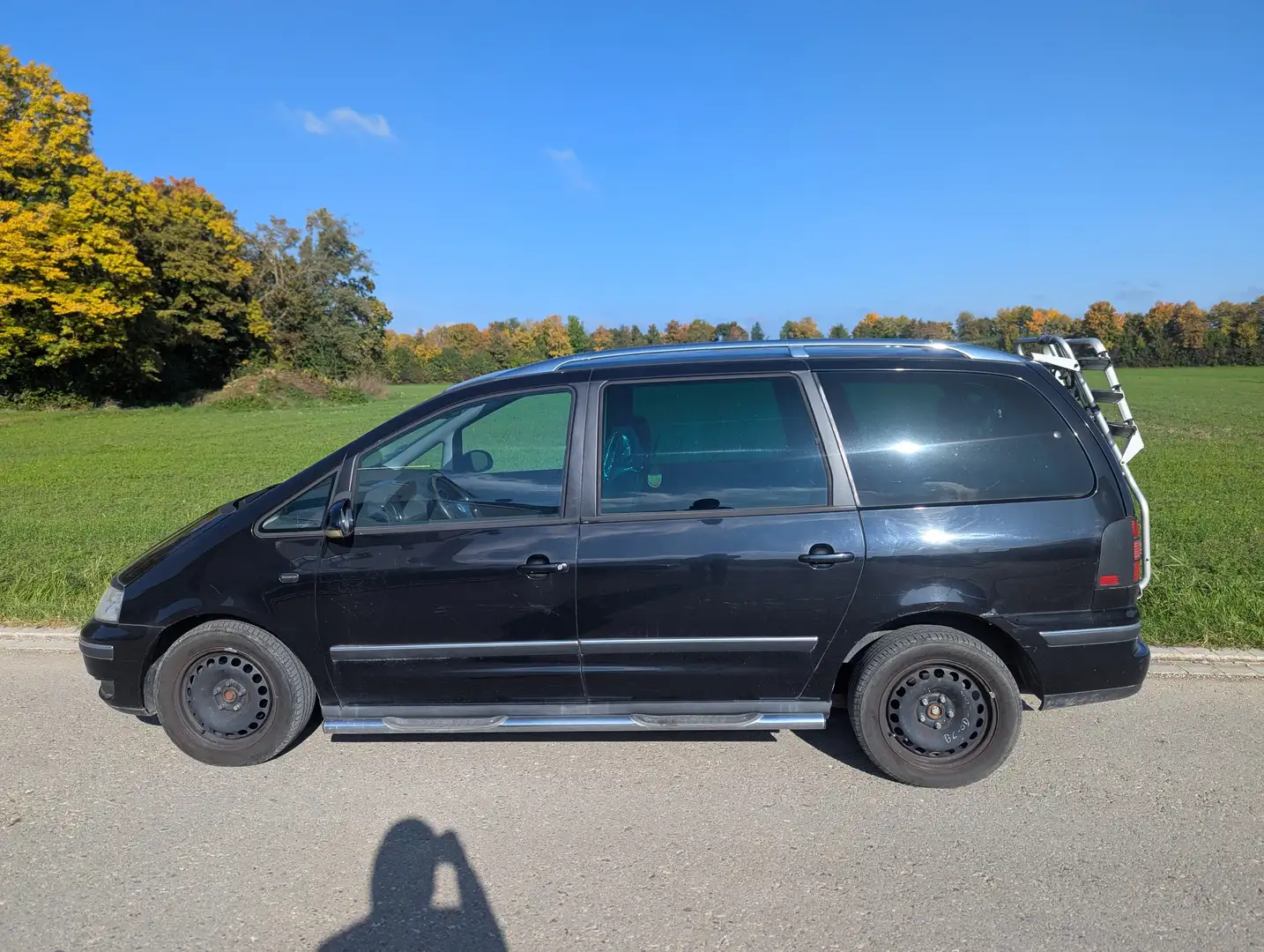 Volkswagen Sharan Sharan 1.9 TDI Special Fekete - 2