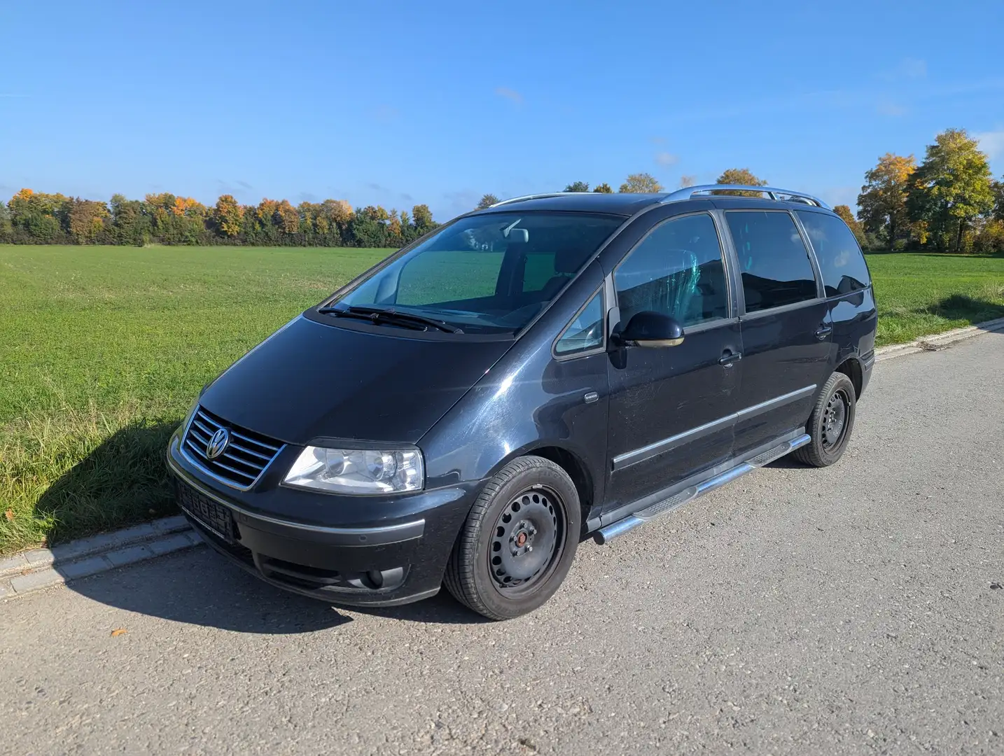 Volkswagen Sharan Sharan 1.9 TDI Special Fekete - 1