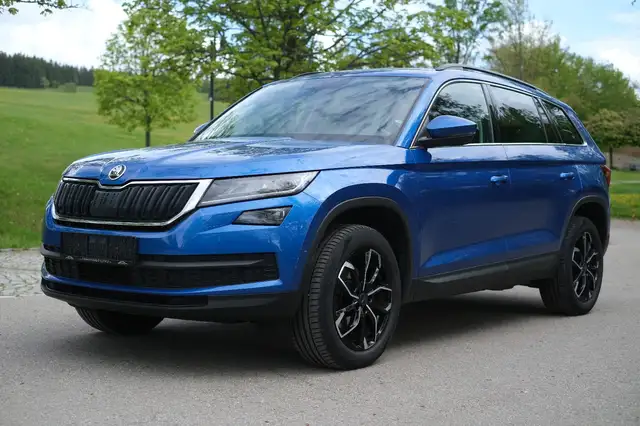 Skoda Kodiaq 2.0TDI DSG 4x4 AHK ACC LED NAVI RFK