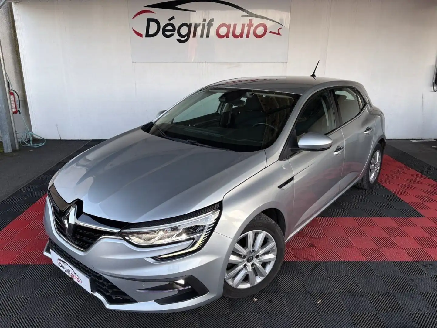 Renault Megane IV Mégane IV Berline TCe 115 FAP - 21N Zen Gris - 1