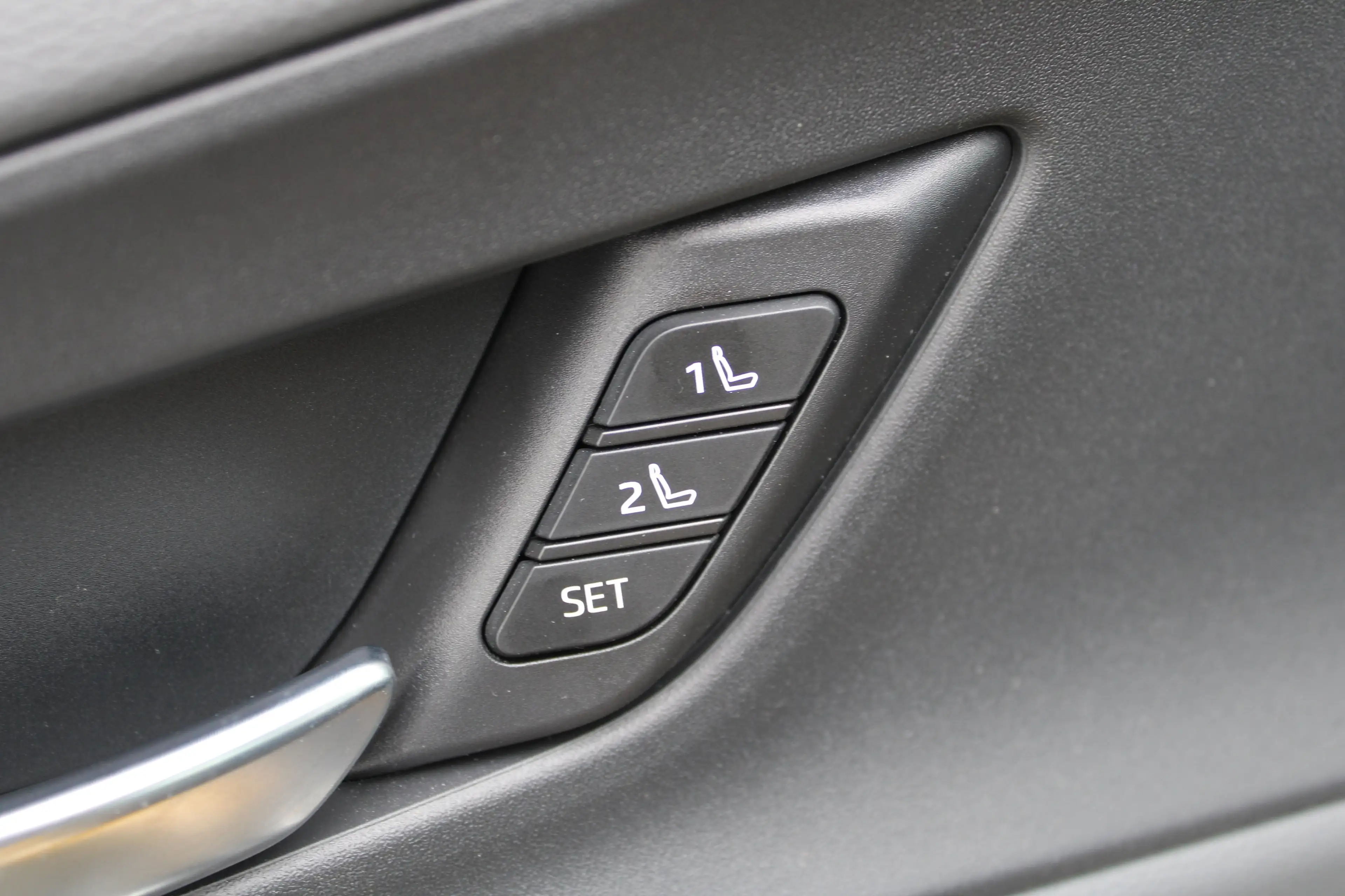 Toyota Prius Plug-in Hybrid "ACVANCED" 1. Besitz! — photo 14