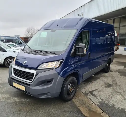 Peugeot Boxer Kasten L2H2 2,2 HDI 110 AHZV Navi Klima Regale
