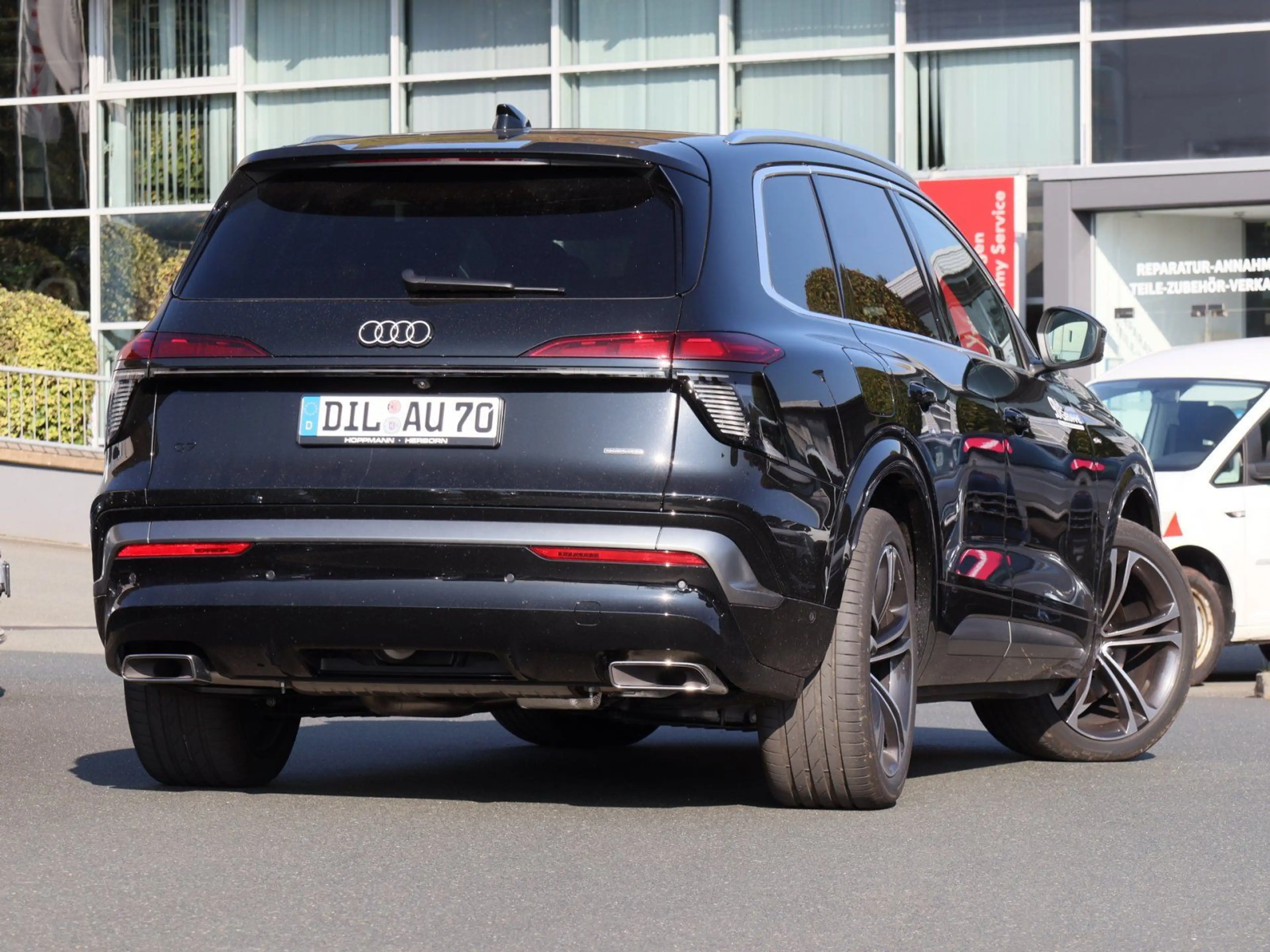 Audi Q7 SUV TDI quattro 220 kW tiptronic — photo 2