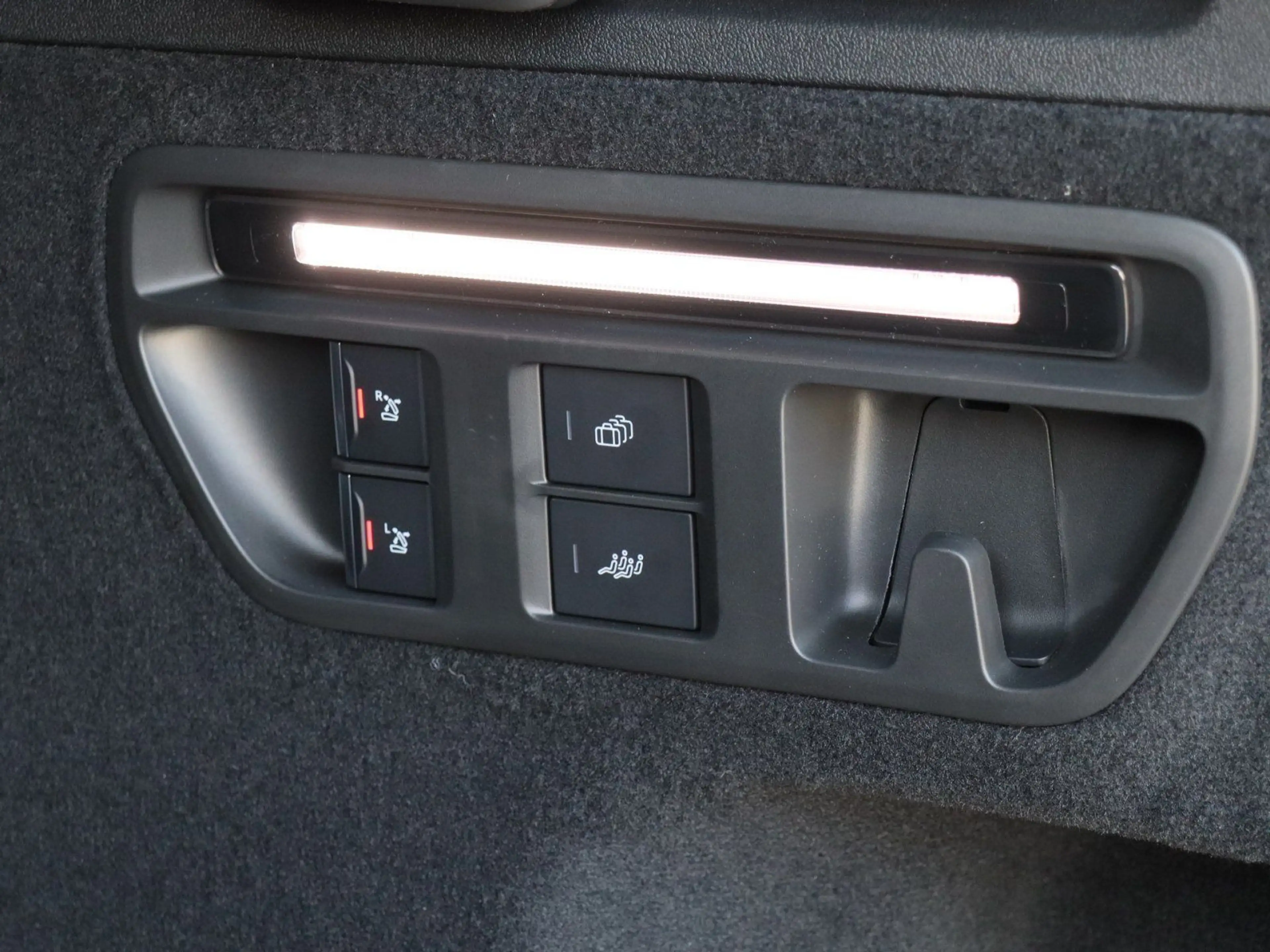Audi Q7 SUV TDI quattro 220 kW tiptronic — photo 15