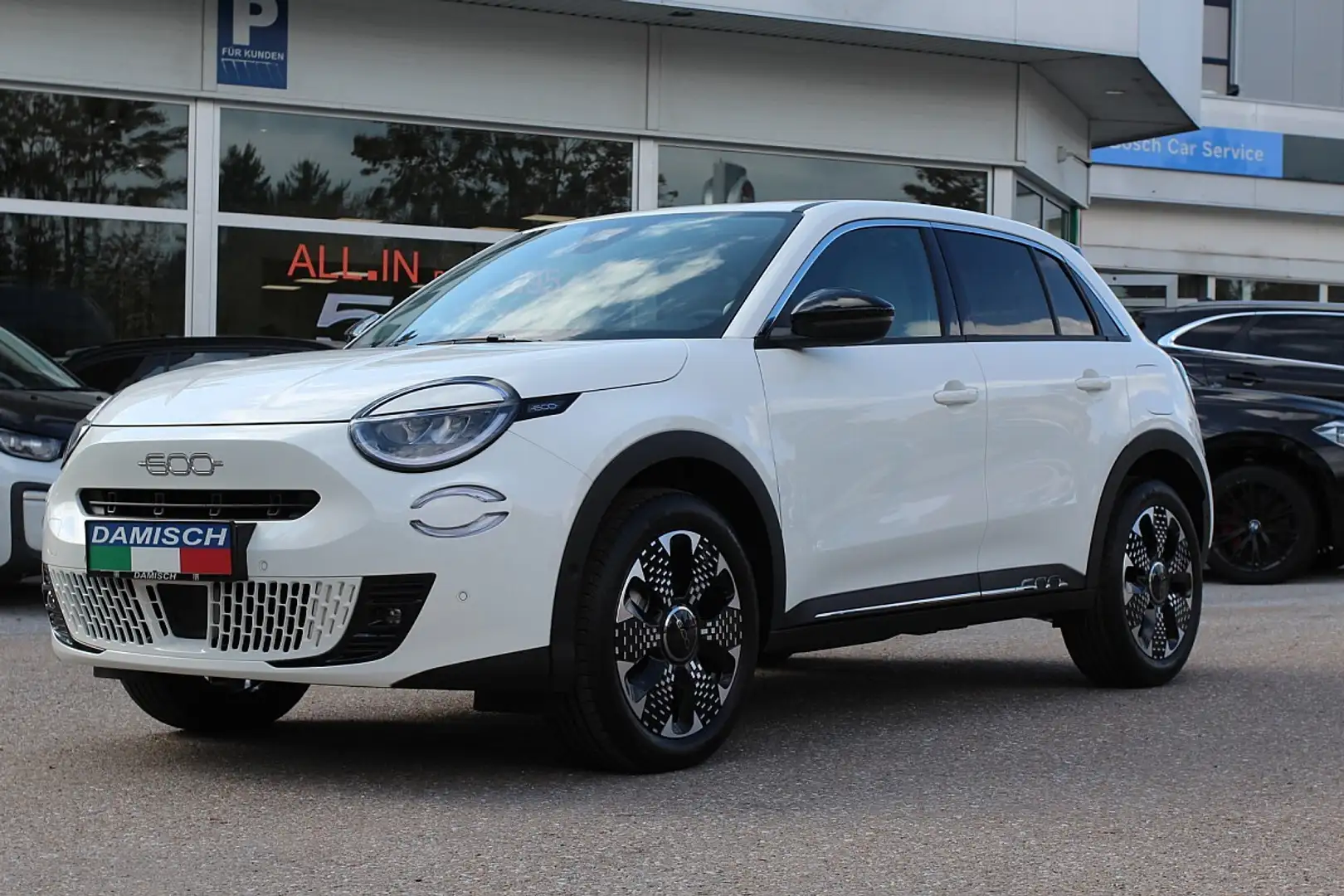 Fiat 600 Hybrid La Prima Weiß - 1