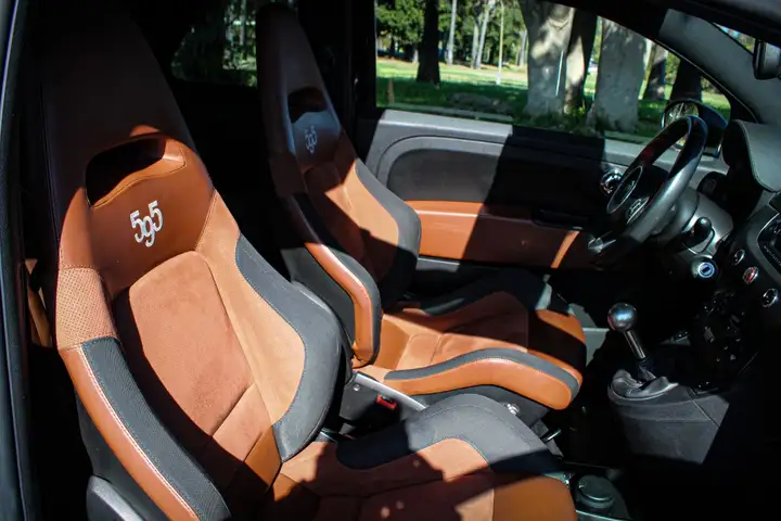 Abarth 595 2015, foto 13