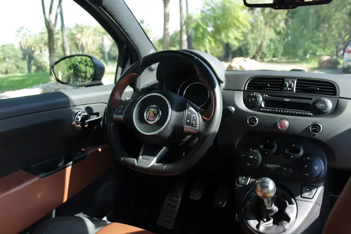 Abarth 595 2015, foto 19