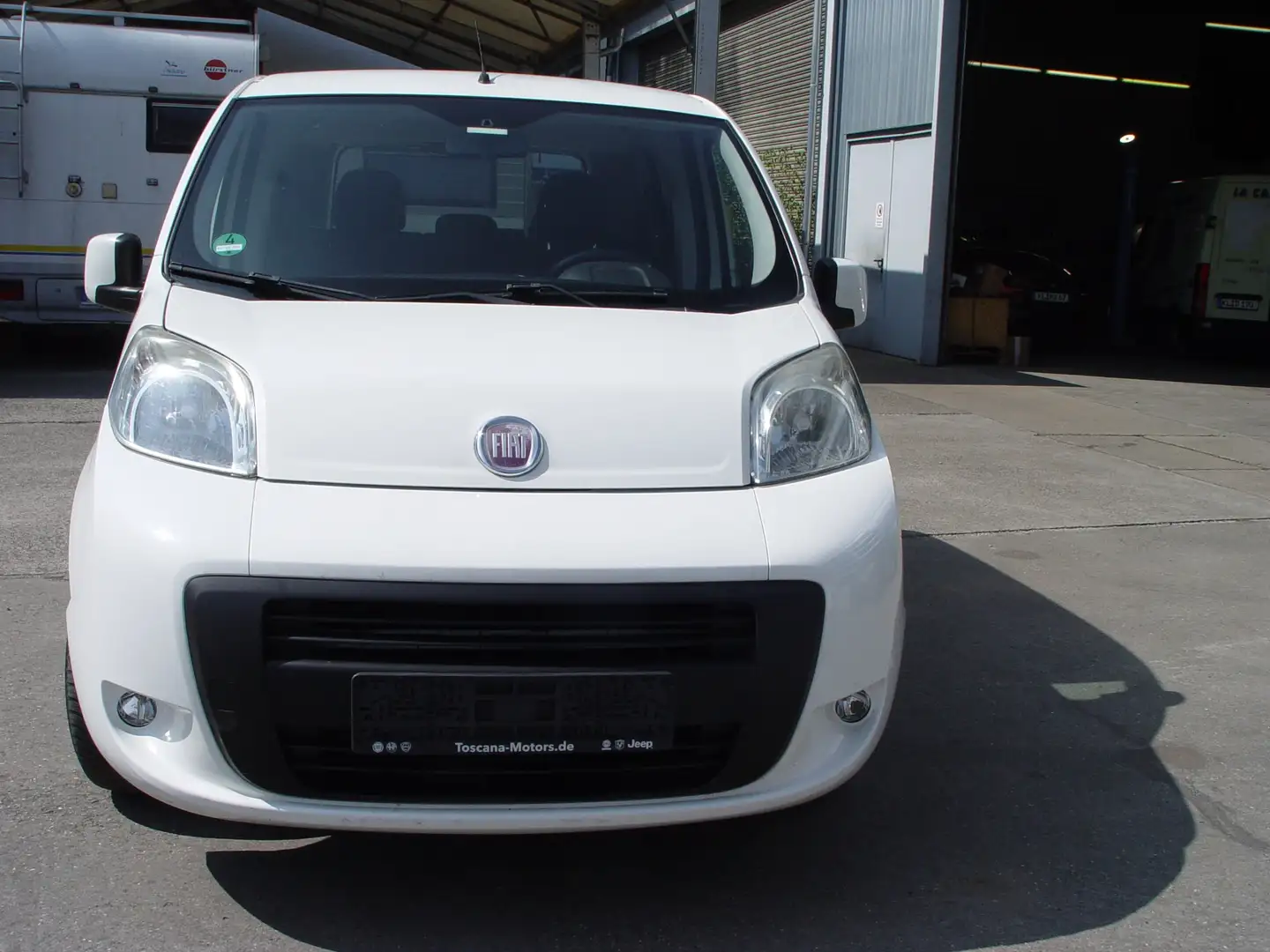 Fiat Qubo Dynamic/ Erdgas und Benzin Weiß - 1