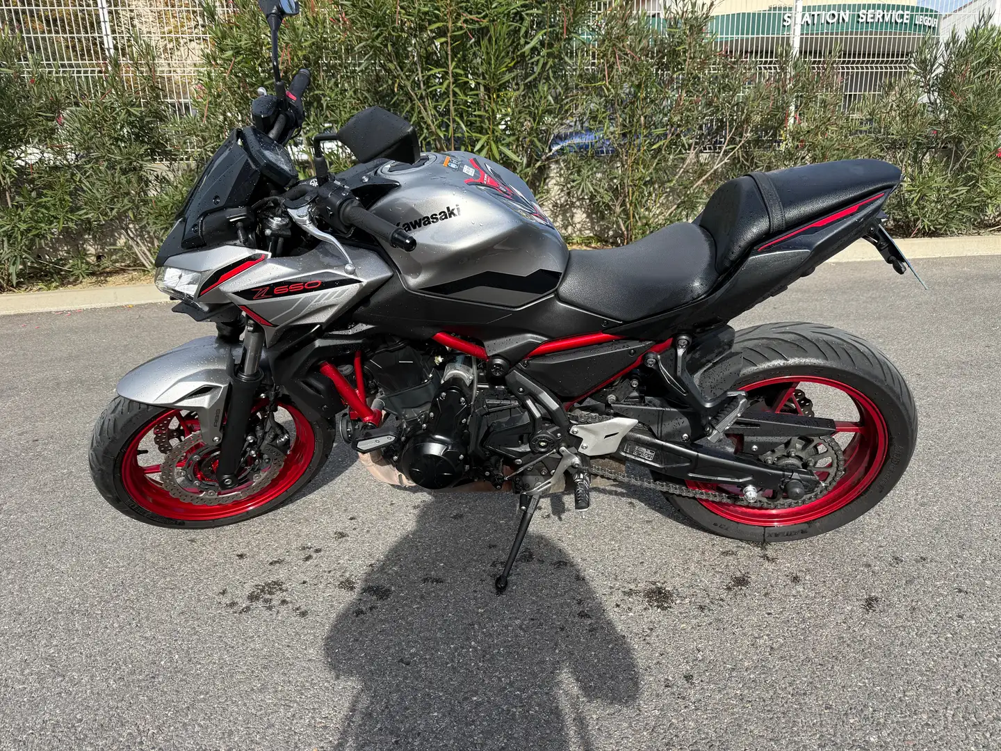 Kawasaki Z 650 Argent - 1