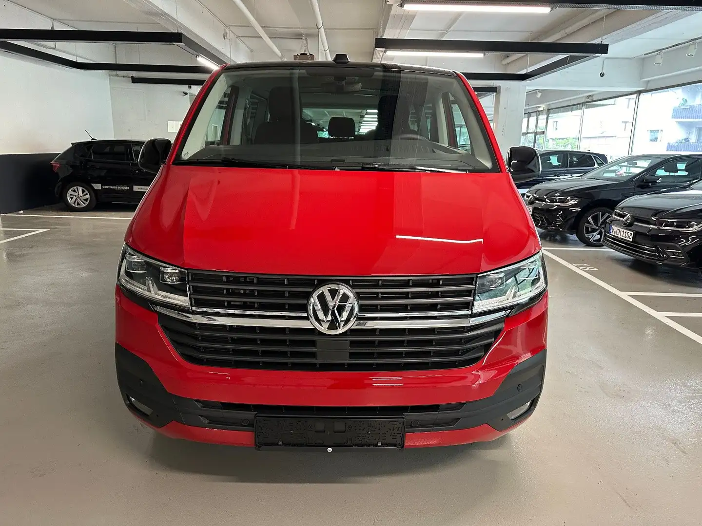 Volkswagen T6 Caravelle T6.1 Caravelle  Comfortline + Neuwagen + Edition Rojo - 2