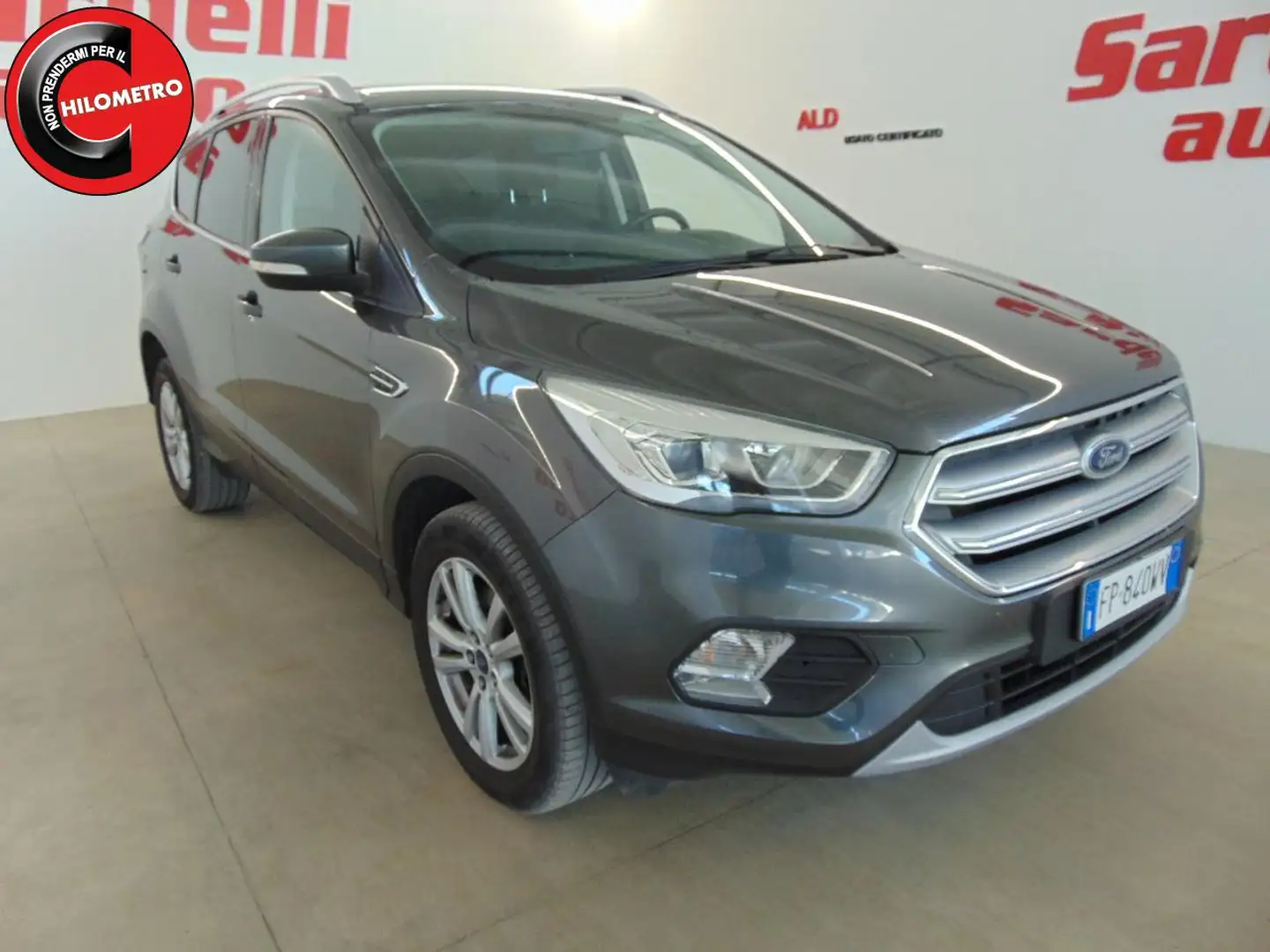 Ford Kuga 2.0 TDCI 150 CV S&S 2WD Business Grigio - 2