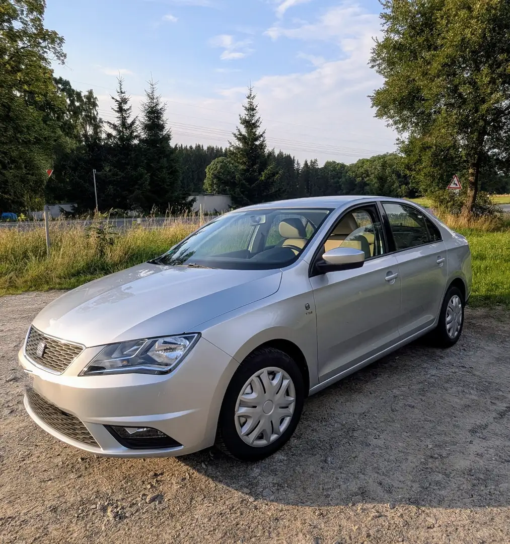 SEAT Toledo 1.2 TSI Gri - 1