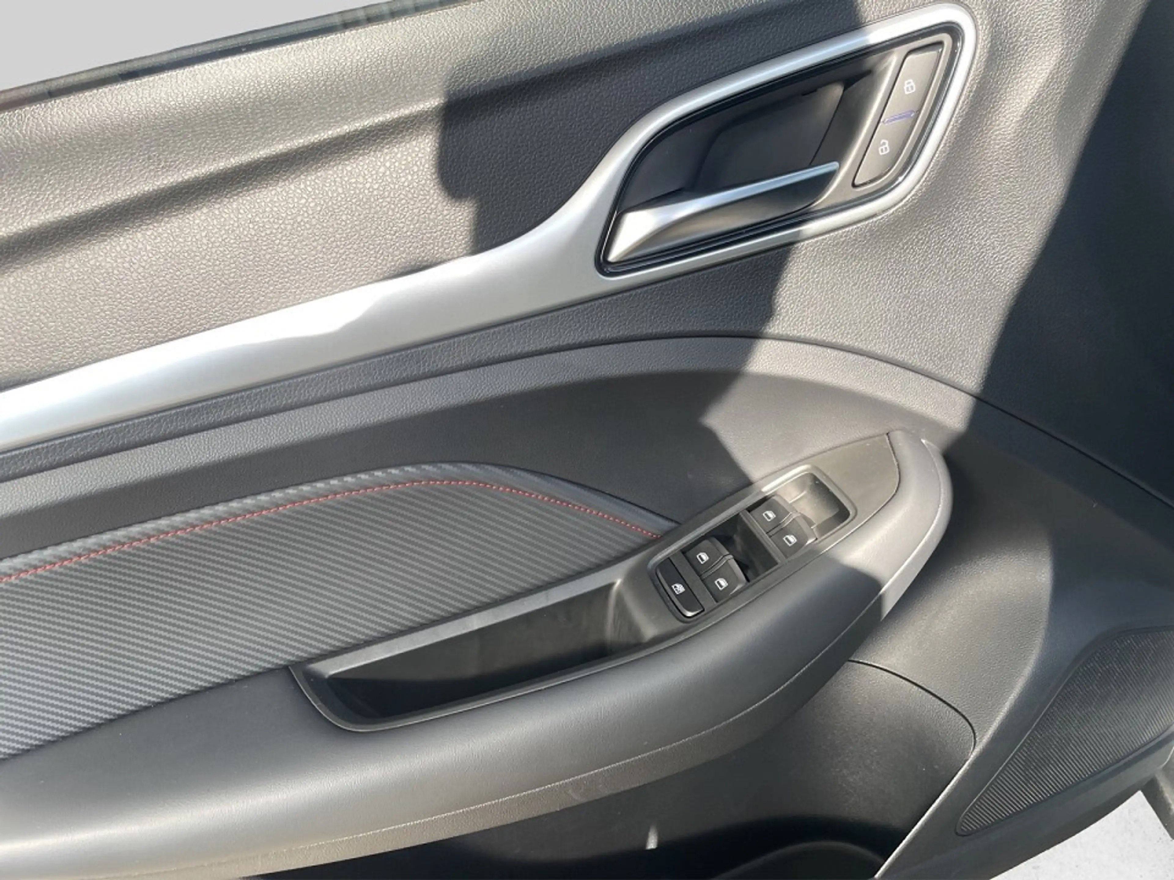 MG ZS 1.0T-GDI Luxury Aut. — photo 10