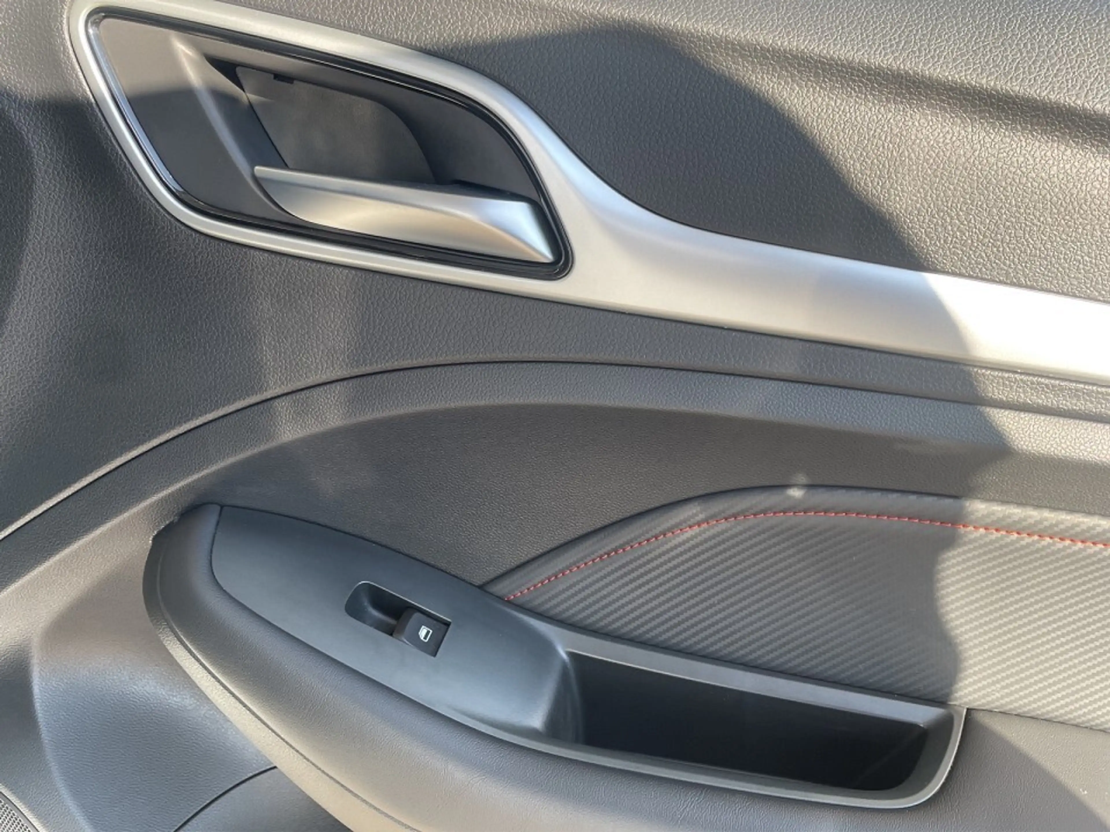 MG ZS 1.0T-GDI Luxury Aut. — photo 14
