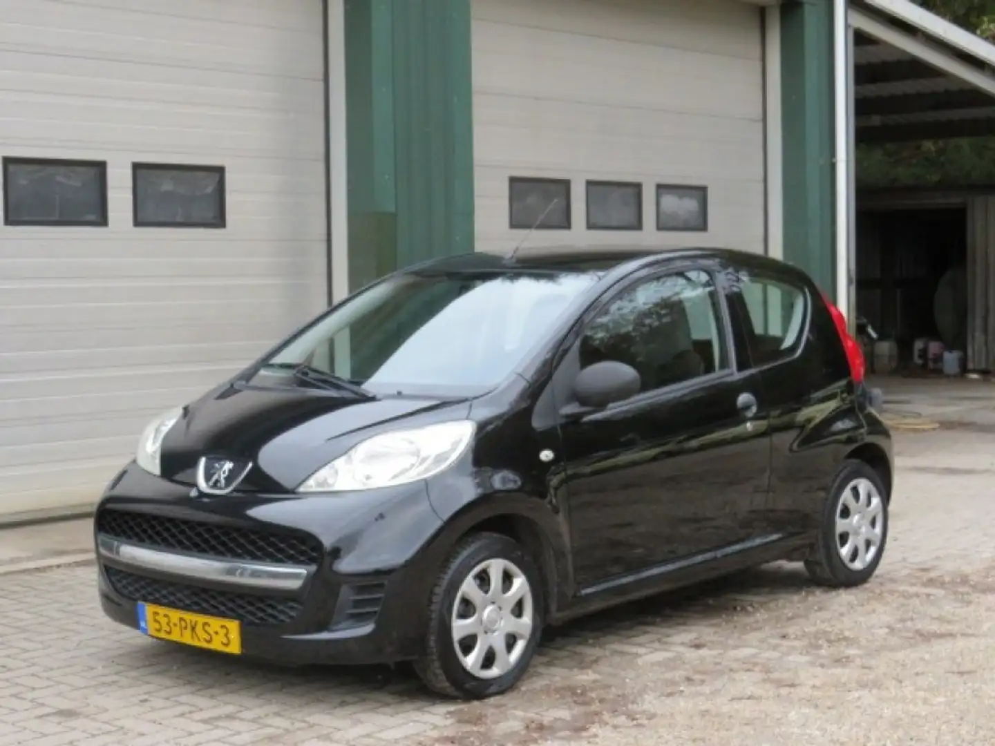 Peugeot 107 1.0-12V XR Grijs - 2