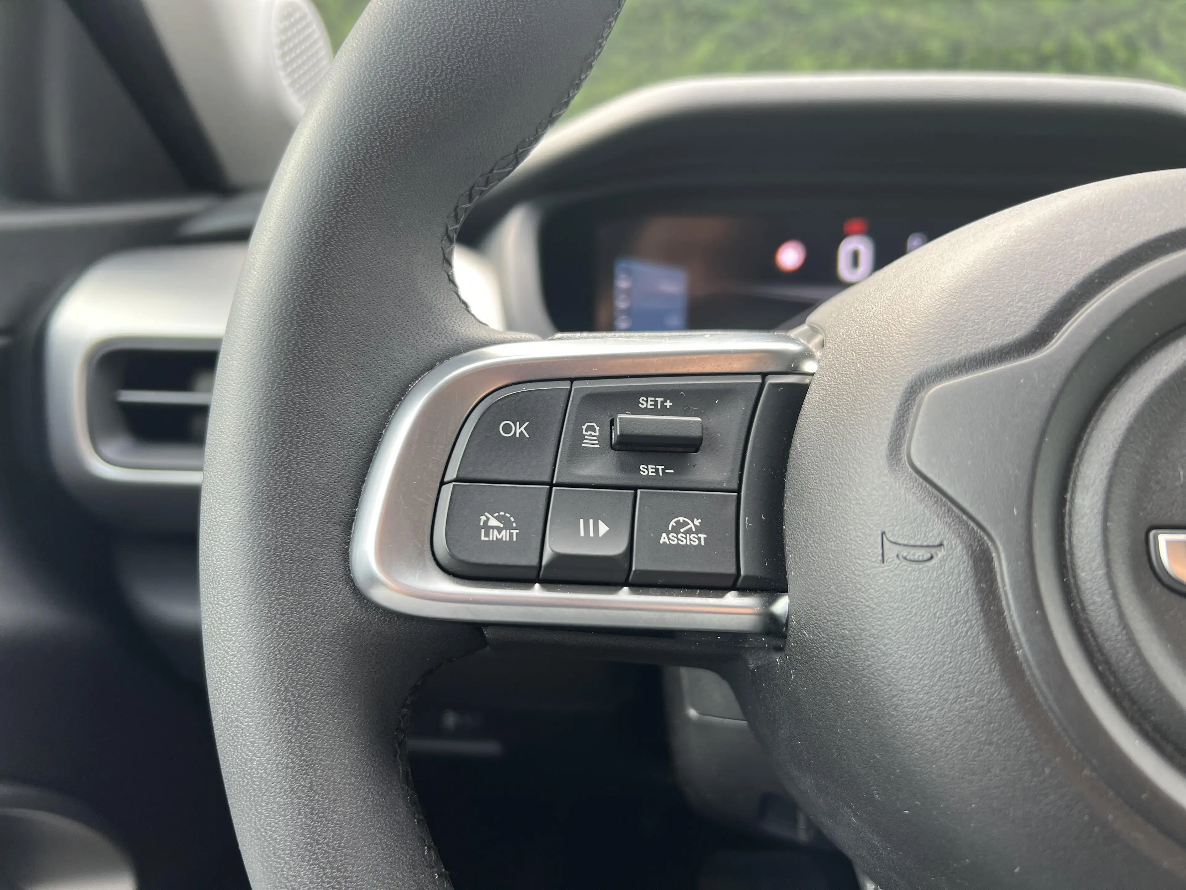 Jeep Avenger Altitude — photo 15