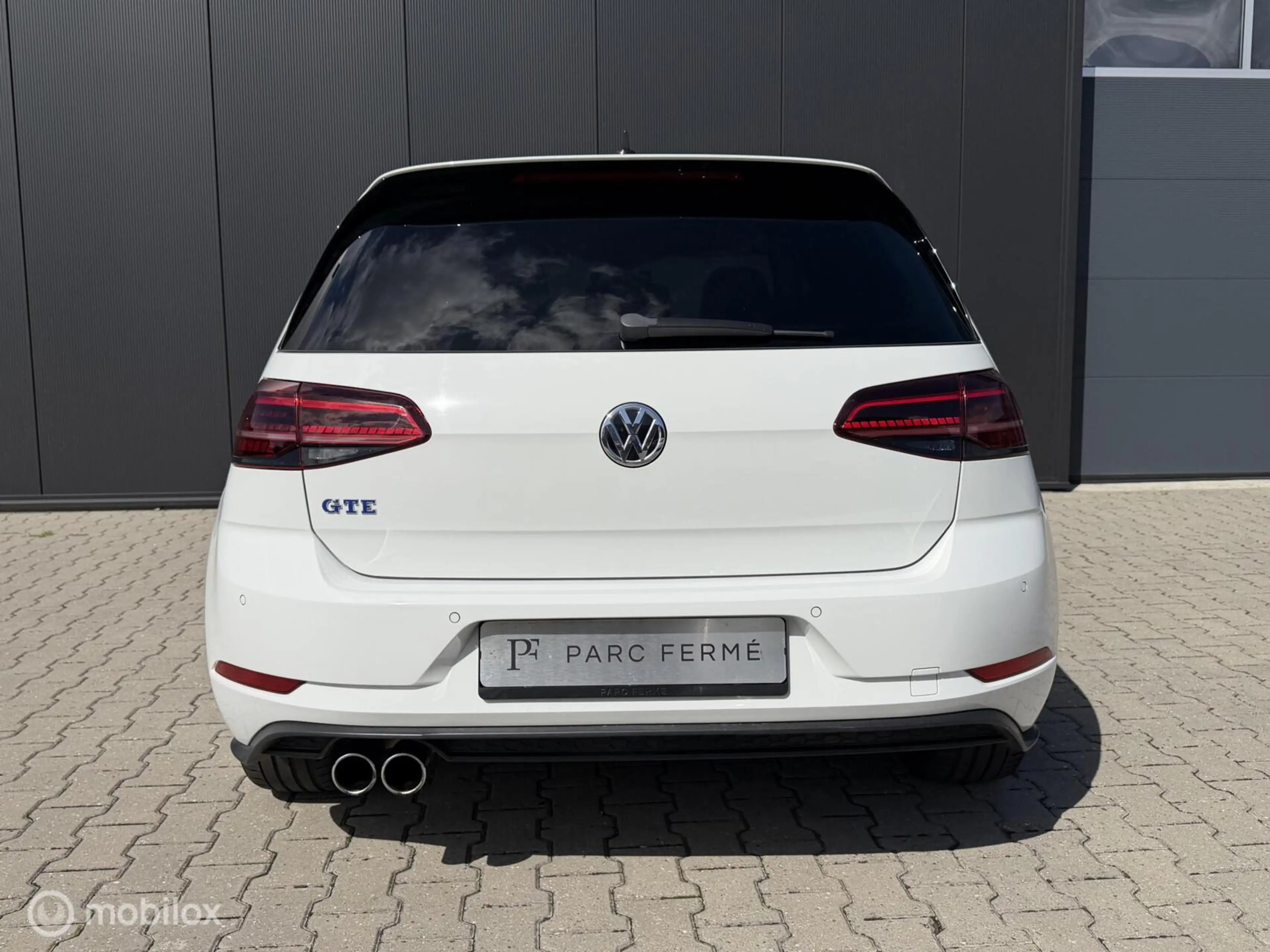 Volkswagen Golf GTE 1.4 TSI PHEV GTE/Pano/Virtual/1e eig/ACC/Cam — photo 12