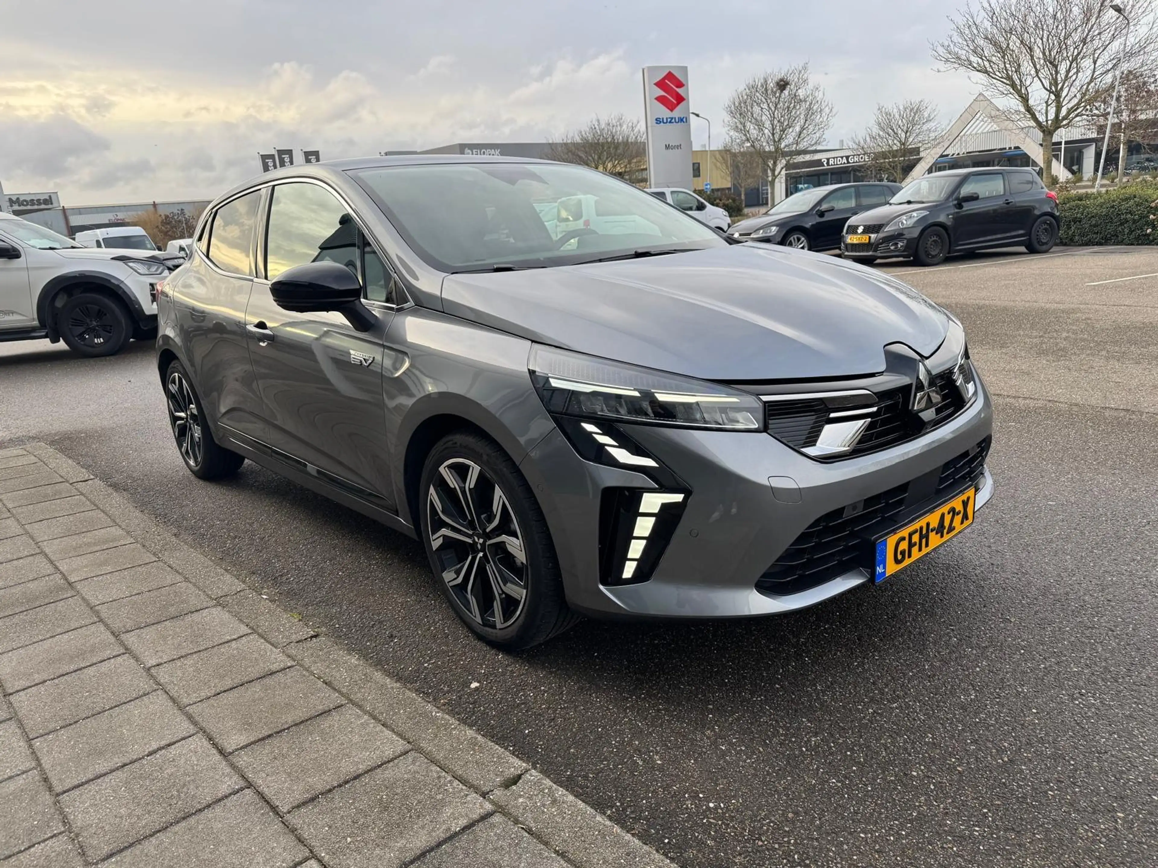 Mitsubishi Colt 1.6 HEV Instyle Duurste uitvoering|Vol opties — photo 5