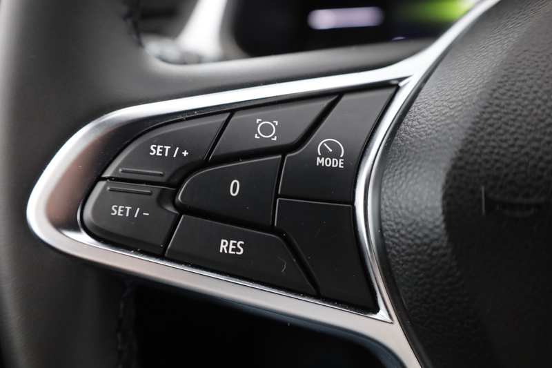 Renault Captur TCe 90 LED Kamera Tempomat — photo 16