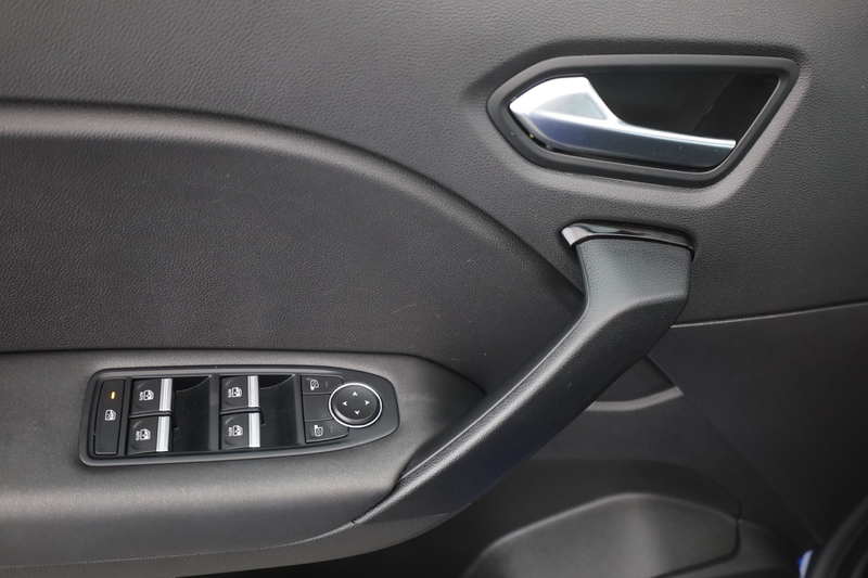 Renault Captur TCe 90 LED Kamera Tempomat — photo 21