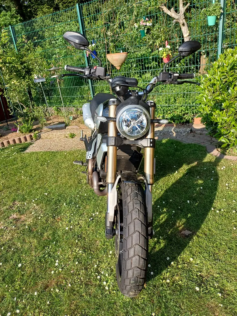 Ducati Scrambler 1100 Negro - 2