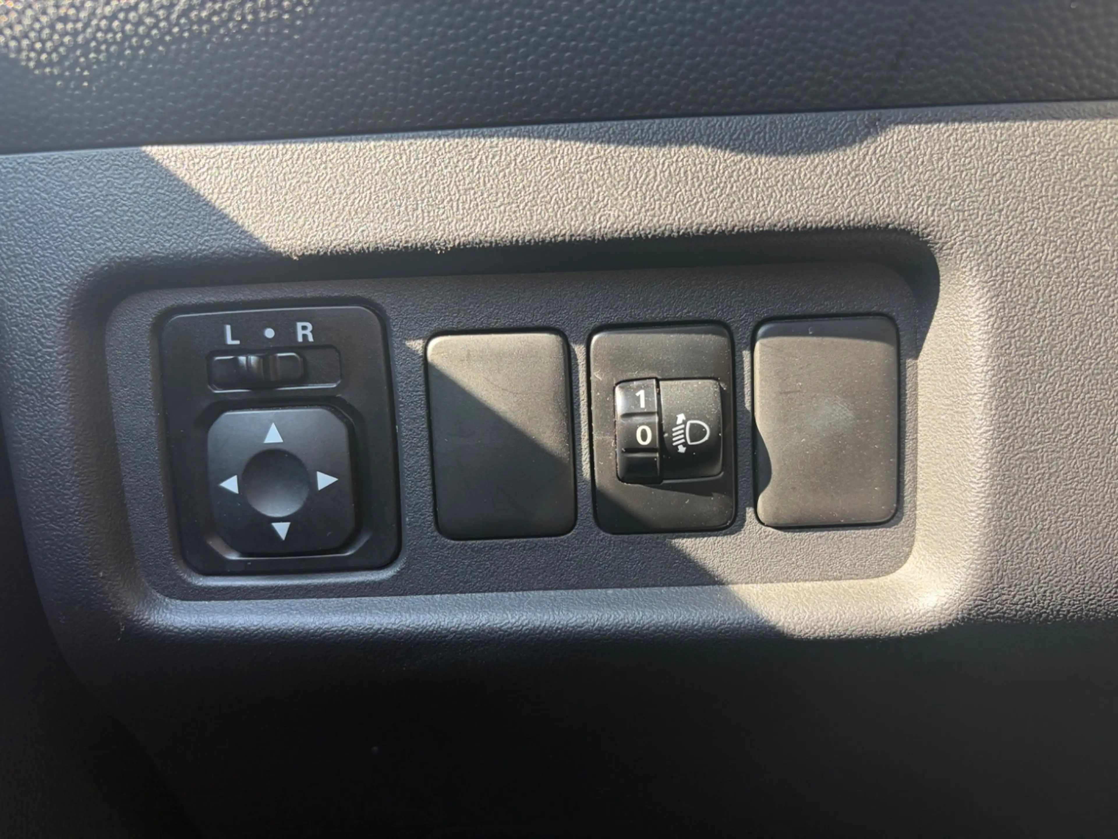 Mitsubishi Space Star 1.2 Select *KLIMAANLAGE*DAB*BLUETOOTH* — photo 14
