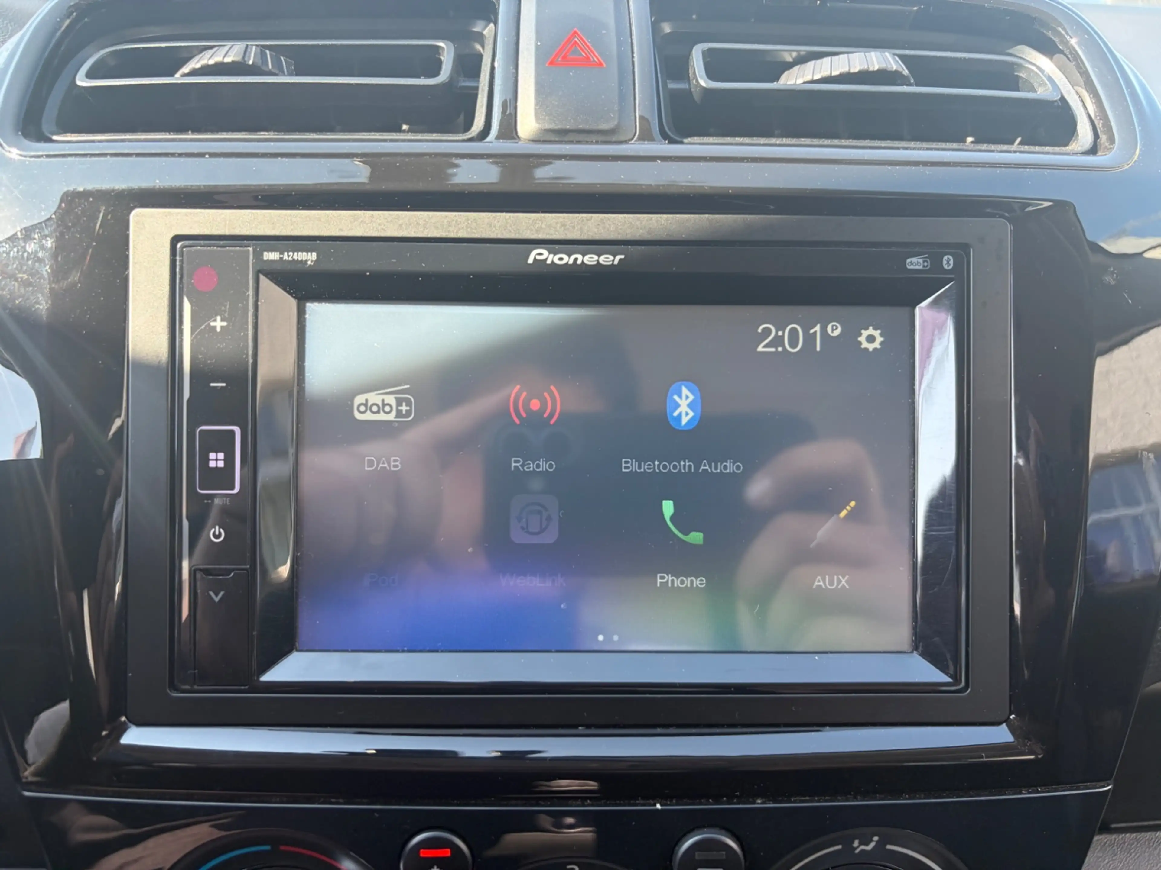 Mitsubishi Space Star 1.2 Select *KLIMAANLAGE*DAB*BLUETOOTH* — photo 11