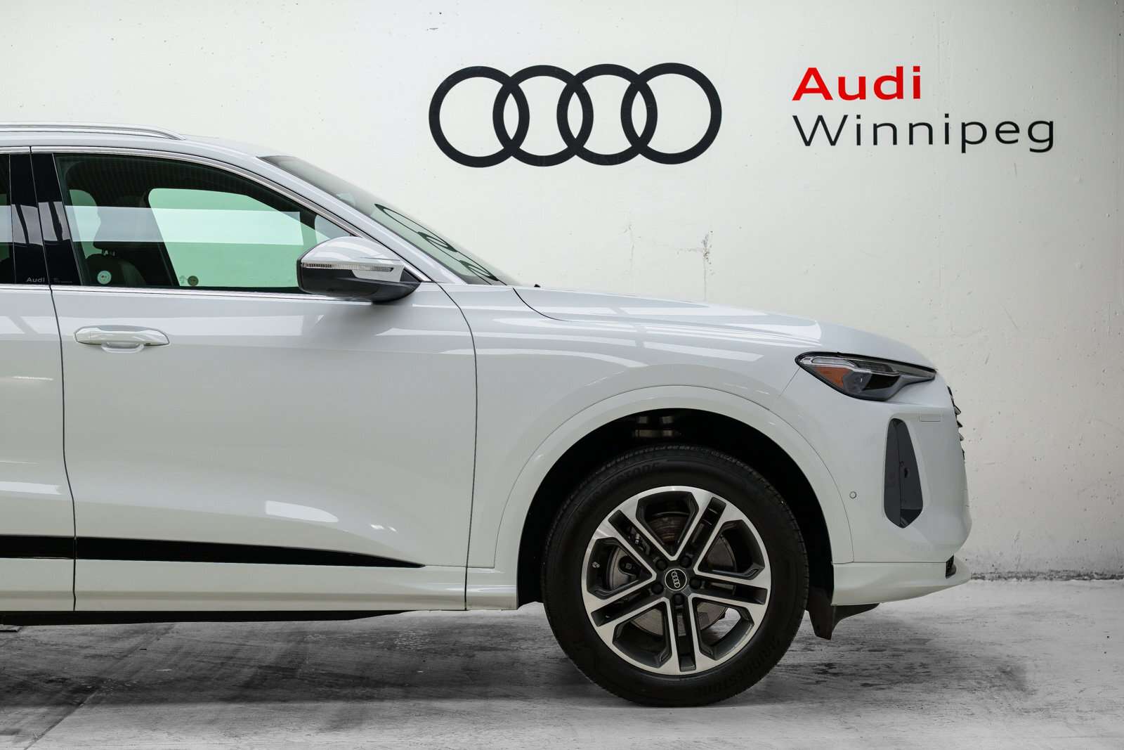 2025 Audi Q5 Progressiv | Sunroof | 360 Camera | Head Up Displa 4 cyl alt 5