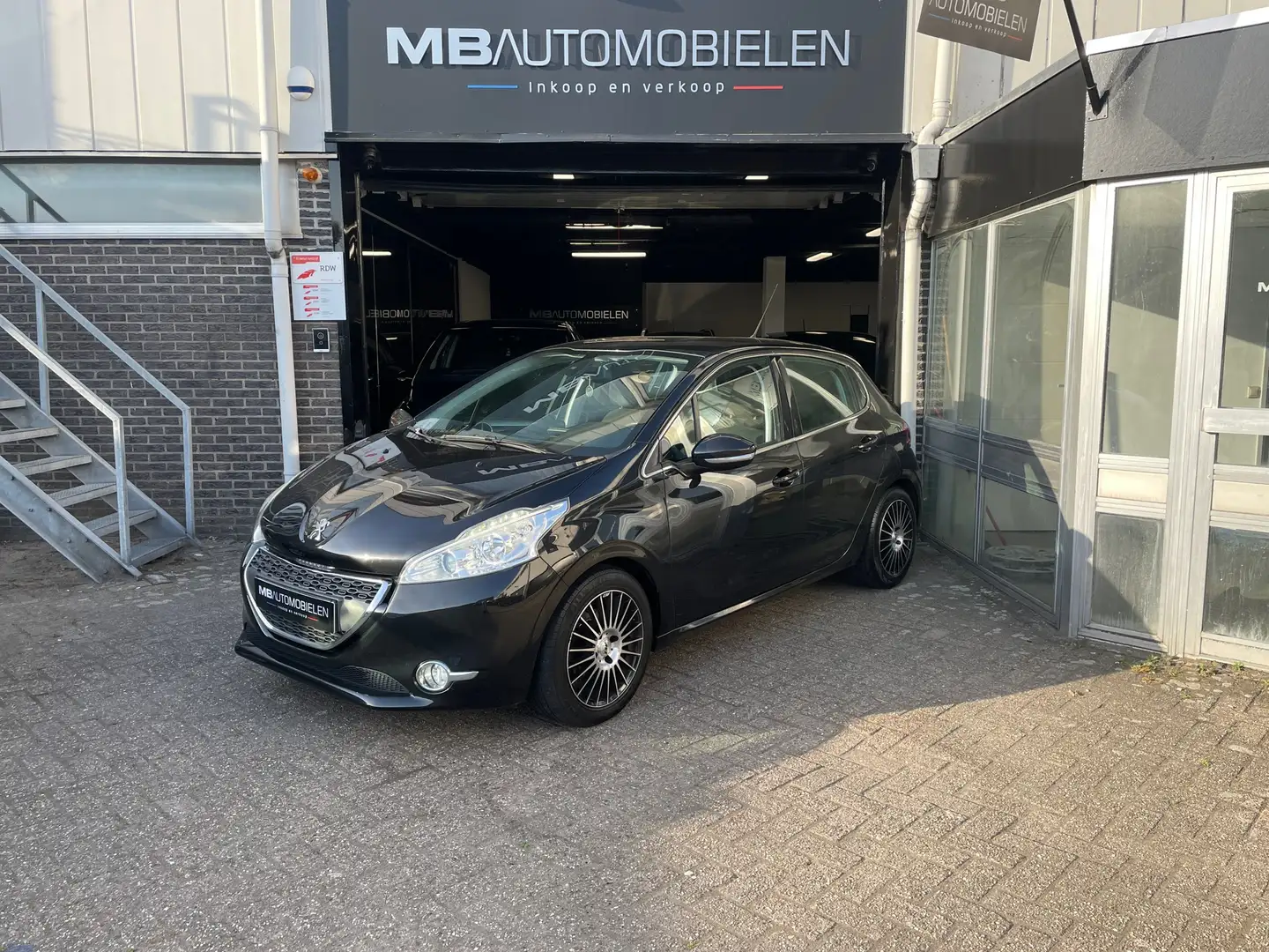 Peugeot 208 1.4 VTi Allure/Airco/Clima/NAP/1 JAAR APK/Zwart/5 Noir - 1