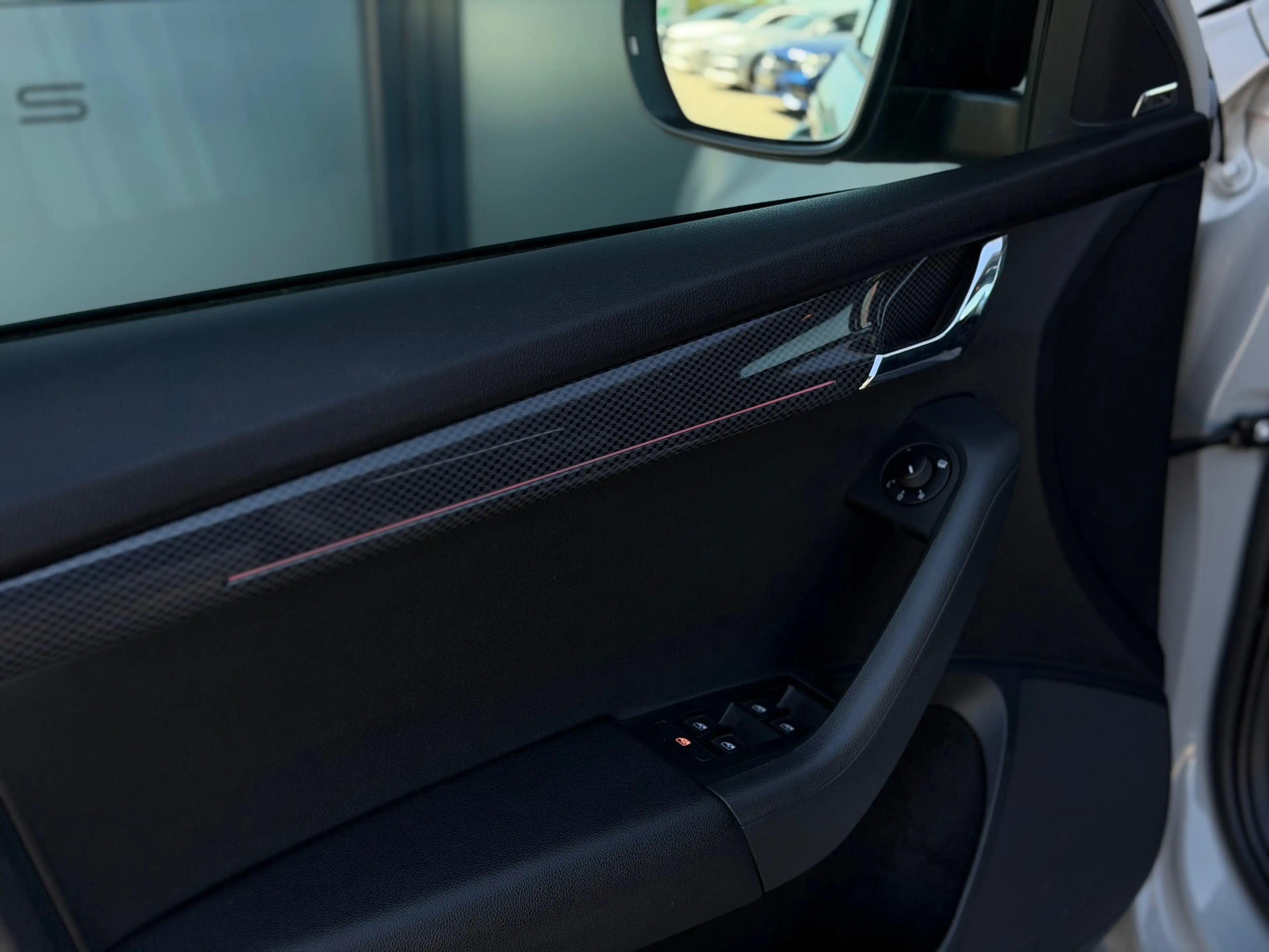 Skoda Octavia Octavia 2.0 TSI RS — photo 9