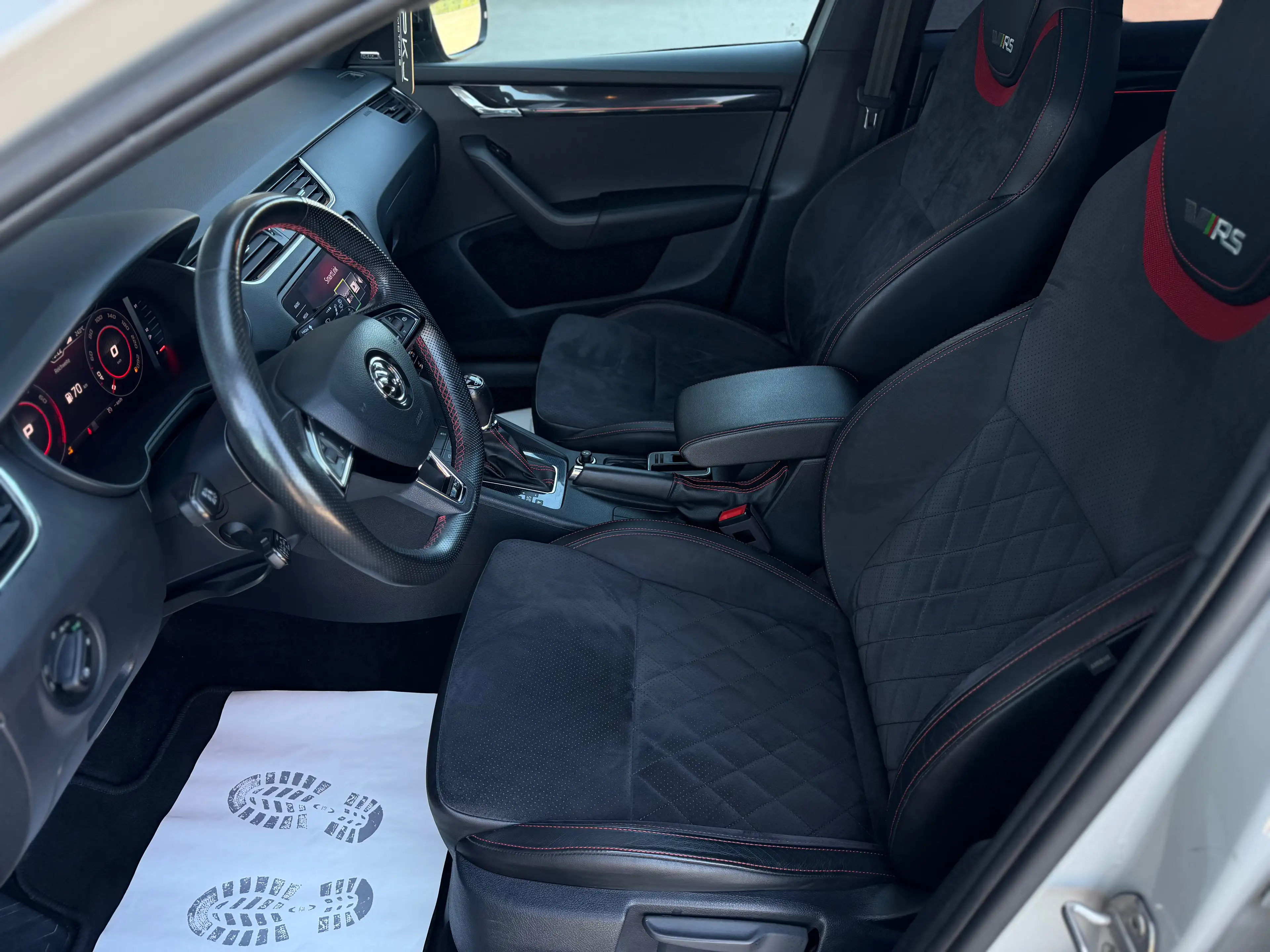 Skoda Octavia Octavia 2.0 TSI RS — photo 11