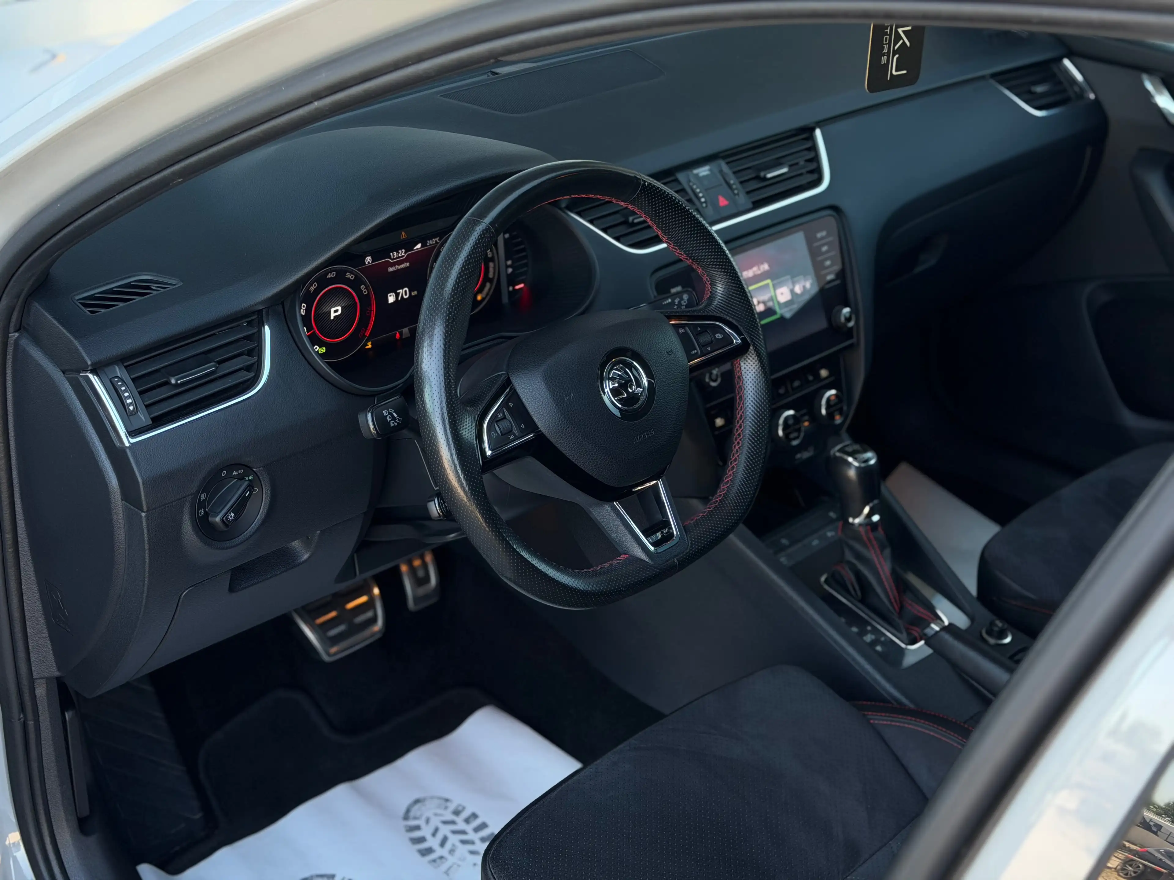 Skoda Octavia Octavia 2.0 TSI RS — photo 8