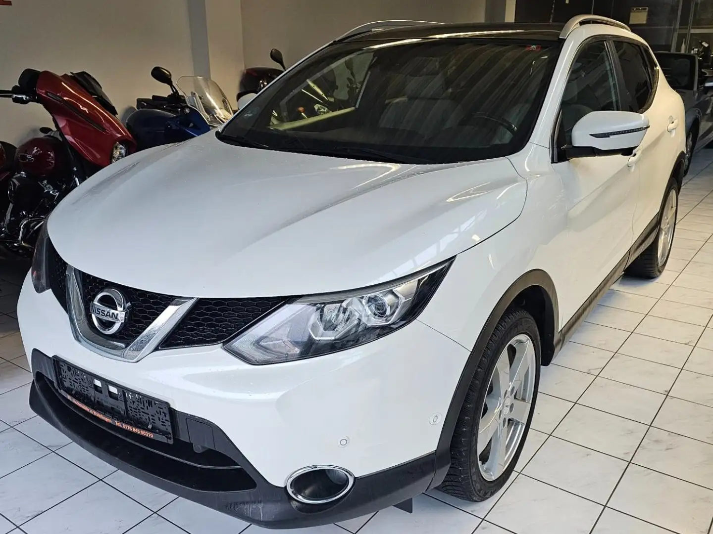 Nissan Qashqai Tekna,Automatik,Xenon Wit - 1