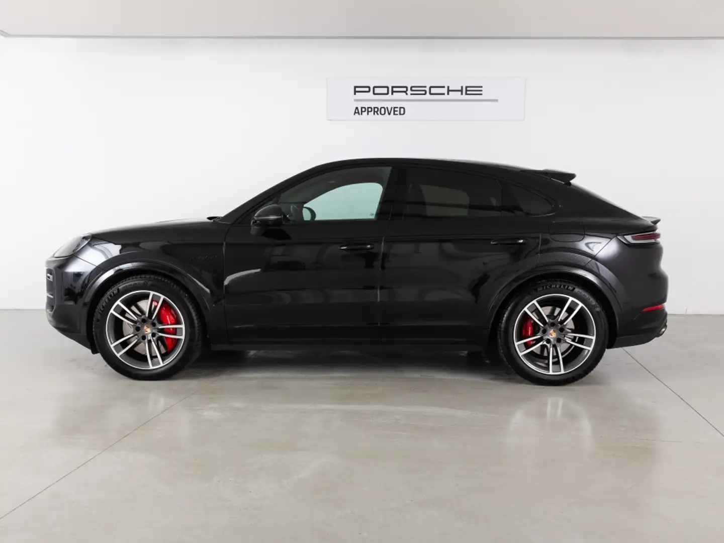 Porsche Cayenne Coupé E-Hybrid Turbo Aut. Zwart - 2