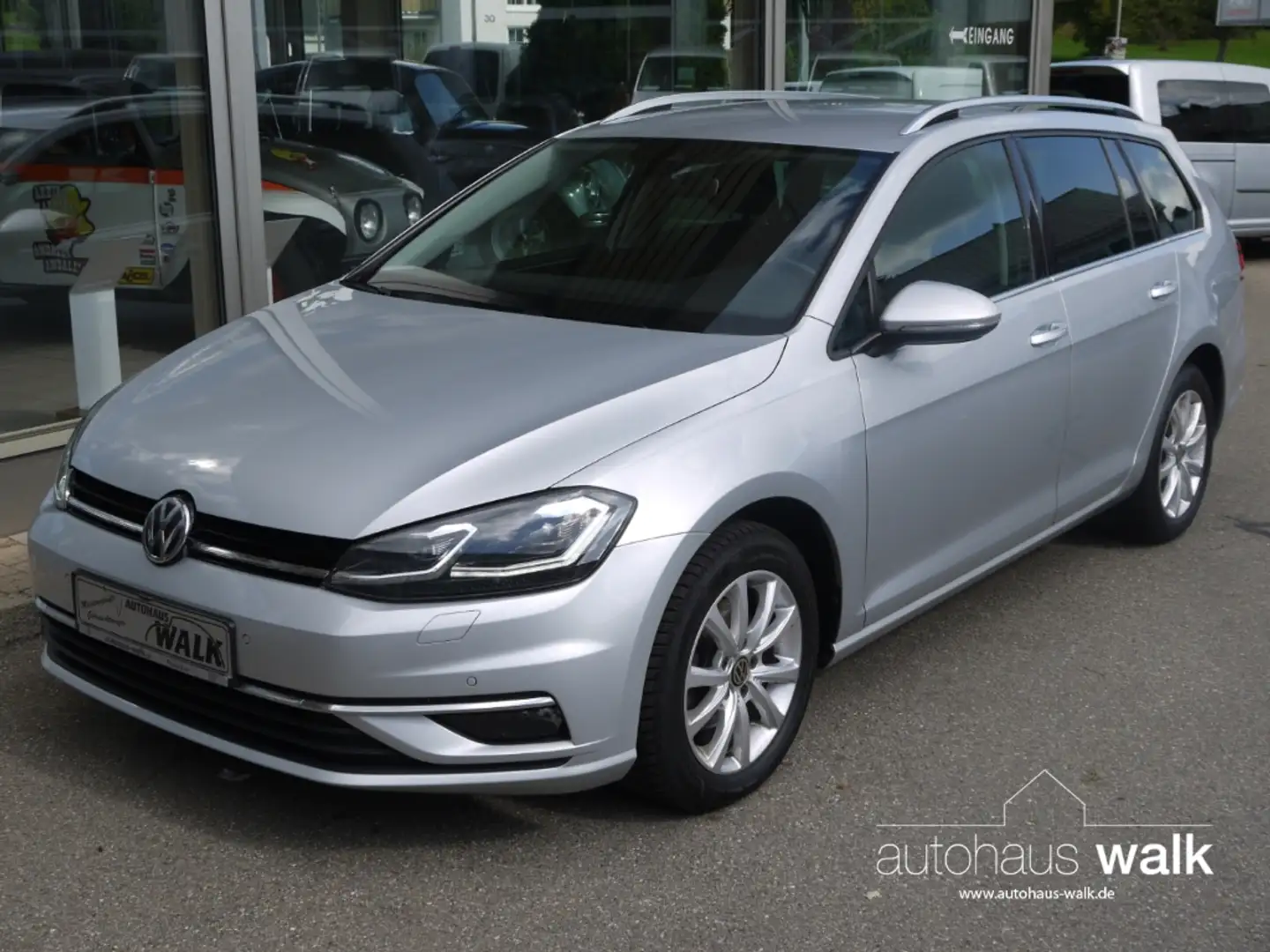 Volkswagen Golf Variant 2,0 TDI Highline DSG AHK ACC Navi Kamera Silber - 2