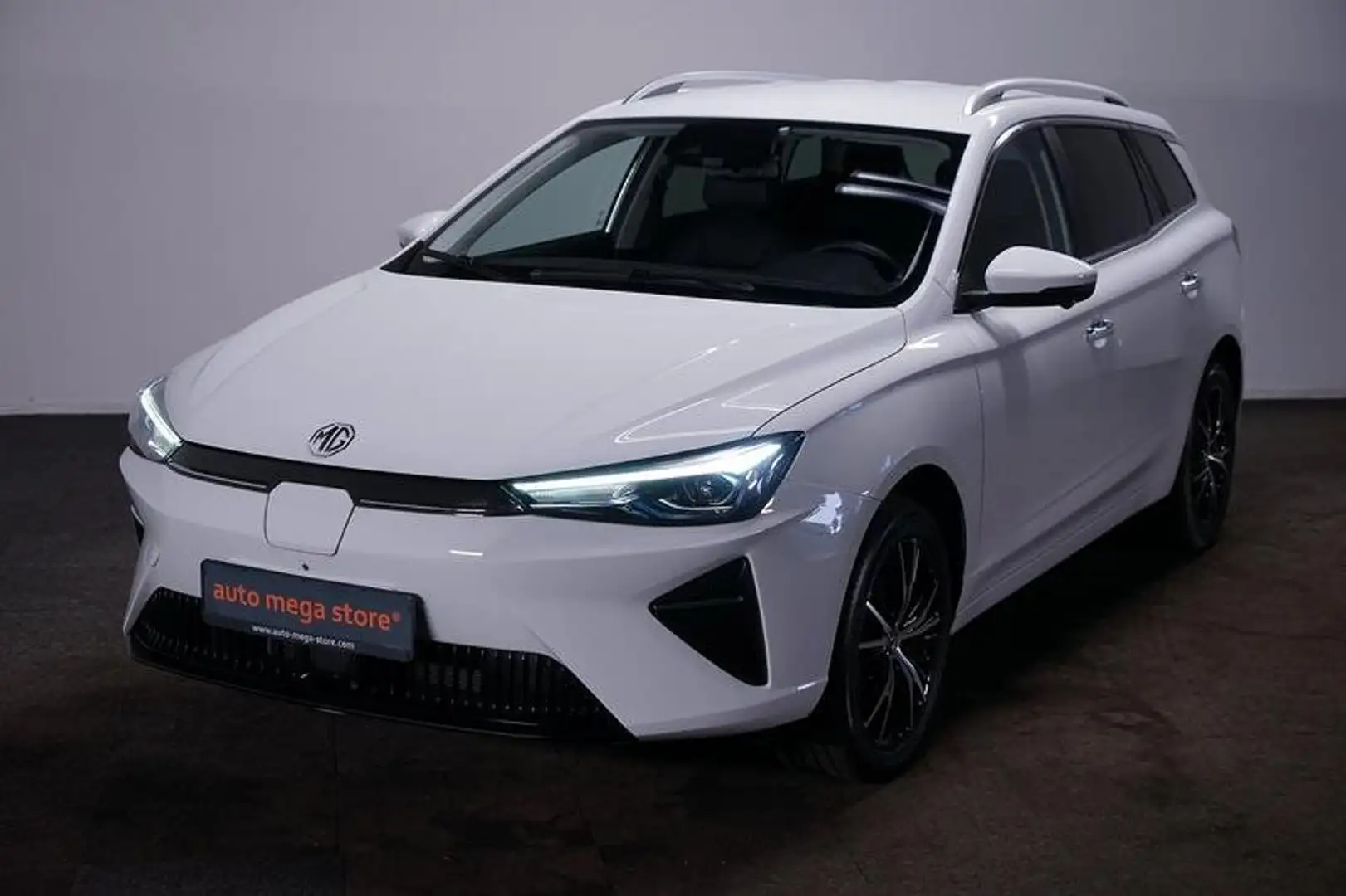 MG MG5 Kamera/ACC/AUT/KeyLess/LED/Navi/RFK/SHZ/PDC White - 1